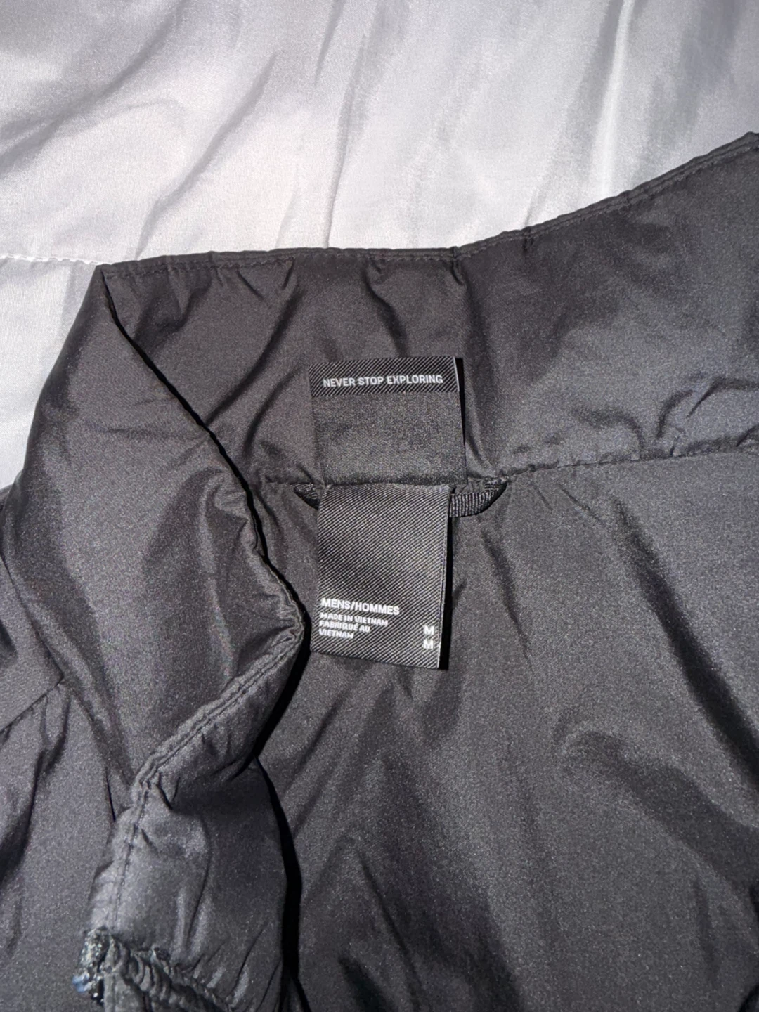 The North Face Puffer Jacket Mens Medium Black - photo 2