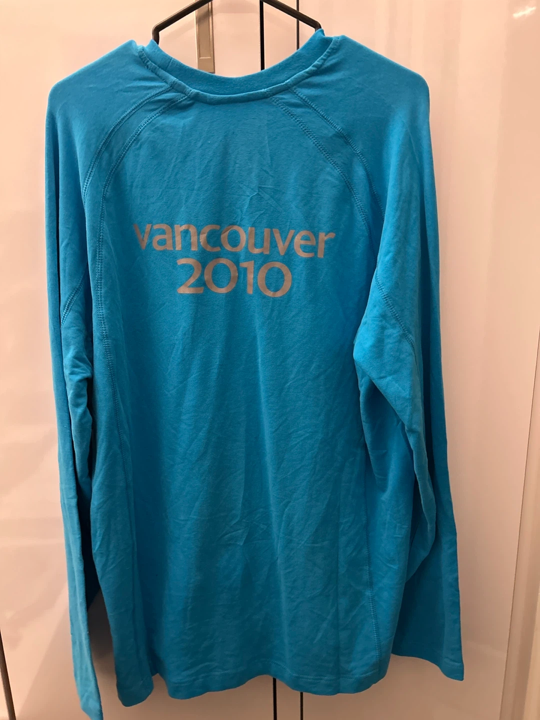 Vancouver 2010 Hudson's Bay Co. Long Sleeve Shirt - Men's L - photo 4