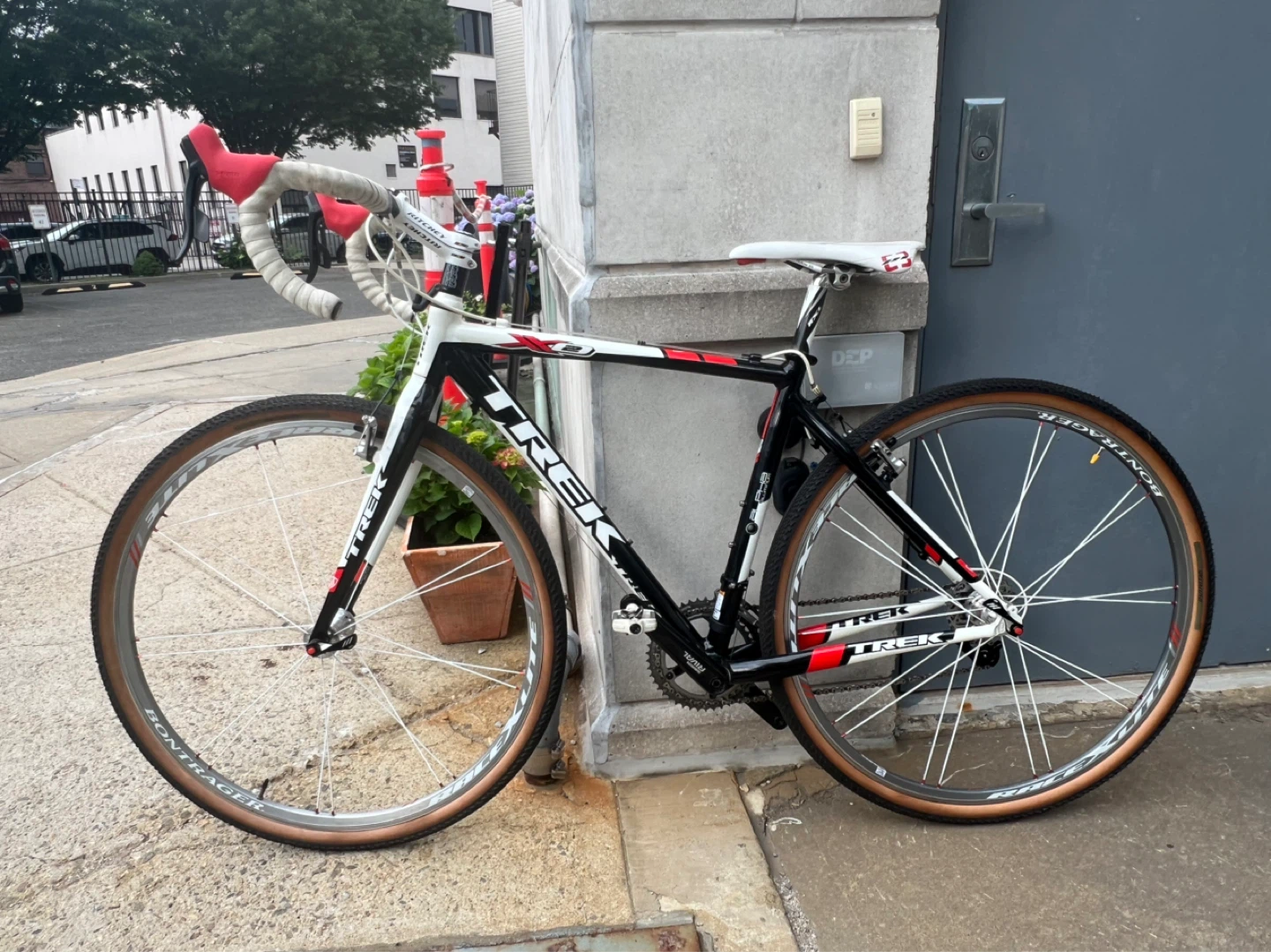2010 Trek X0-2 bike with Carbon fork - 50cm