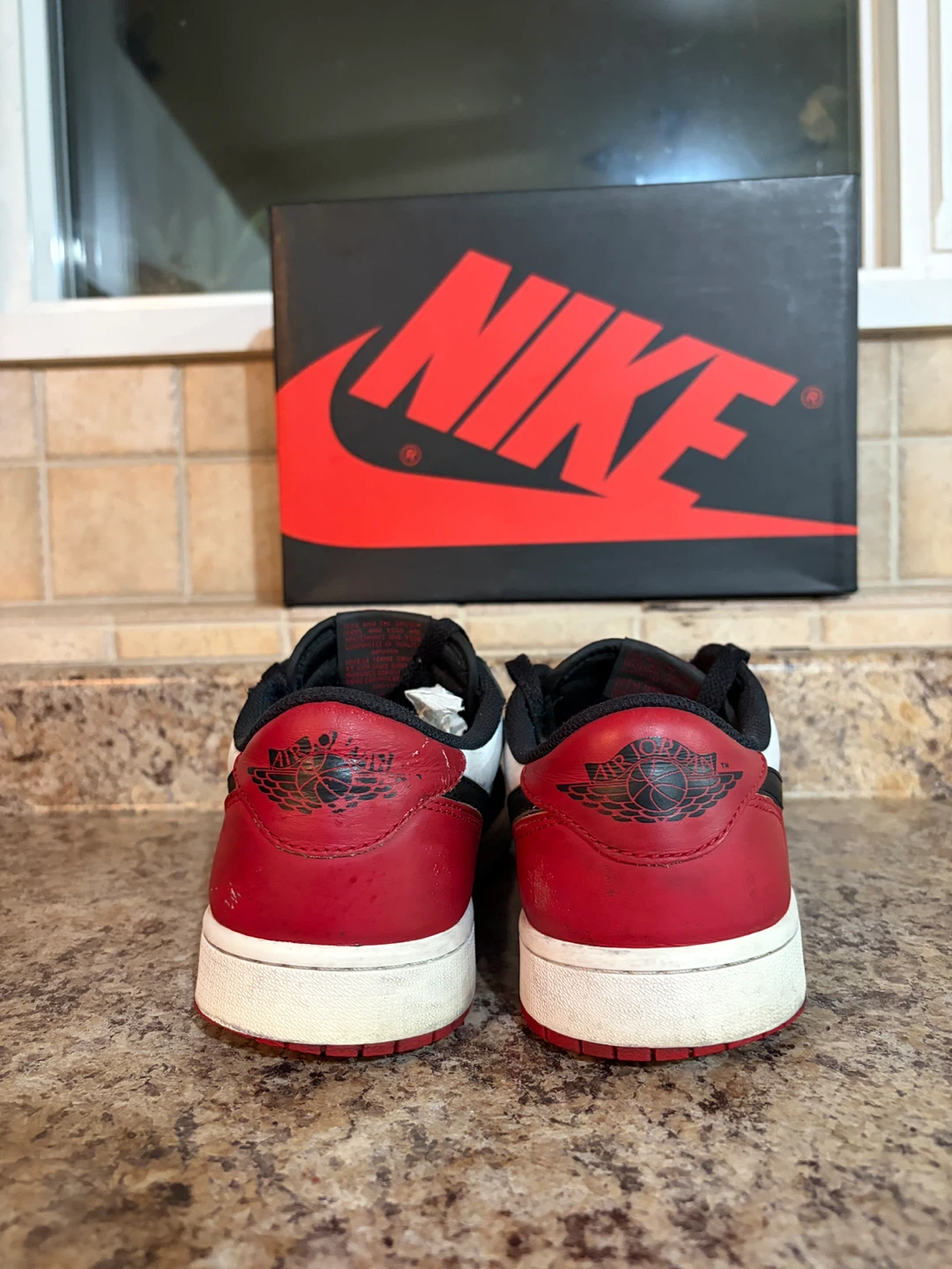 Nike Air Jordan 1 Low SE - photo 2