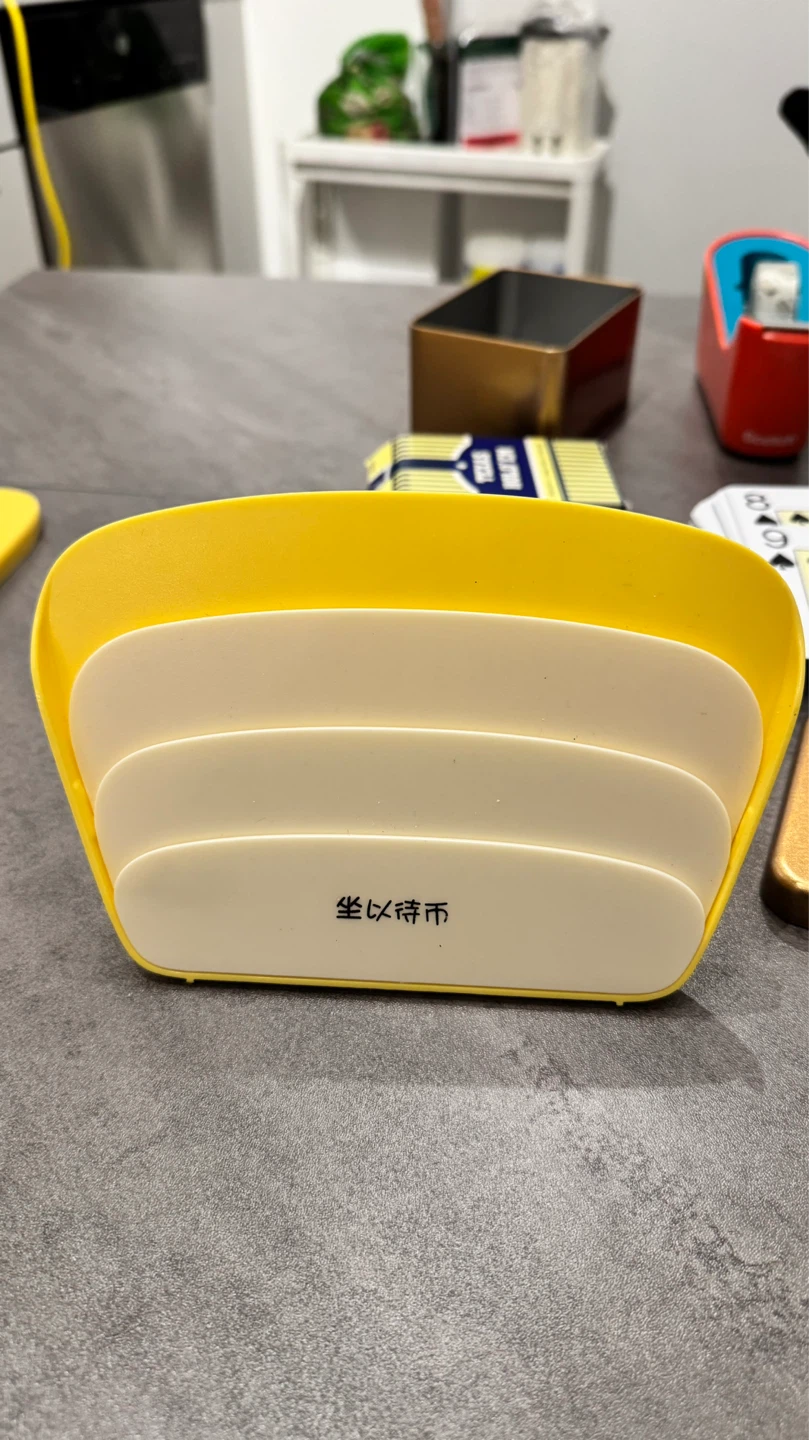 Set of 4 Yellow Card Holders (with poker) - photo 5