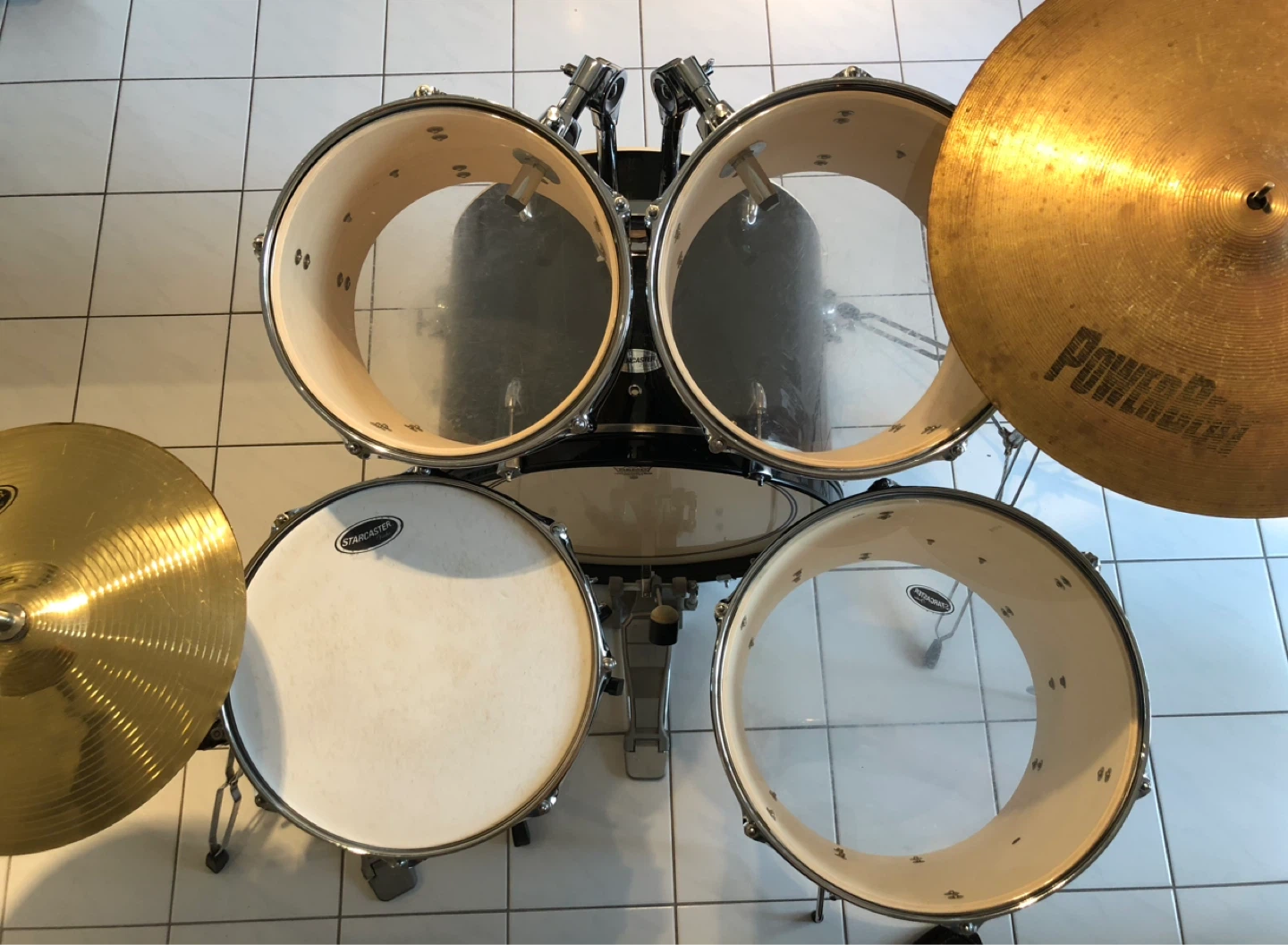 5-piece Starcaster drum set - like new! - photo 2