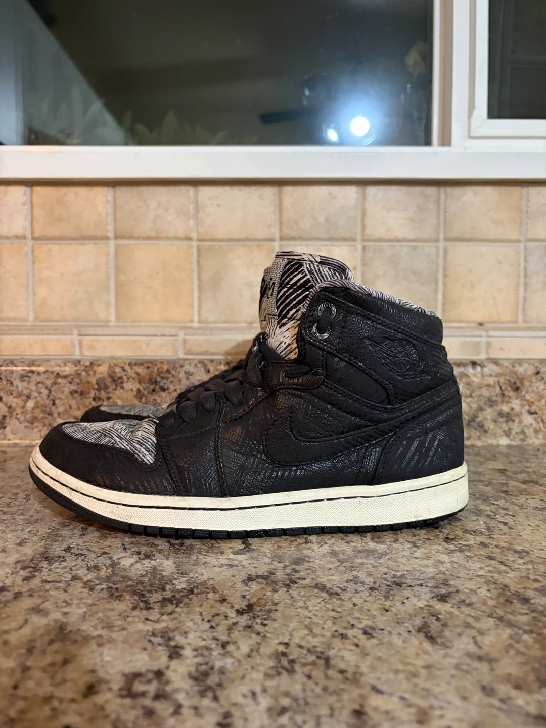 Air Jordan 1 High OG 'Shattered Backboard' Shoes - photo 3