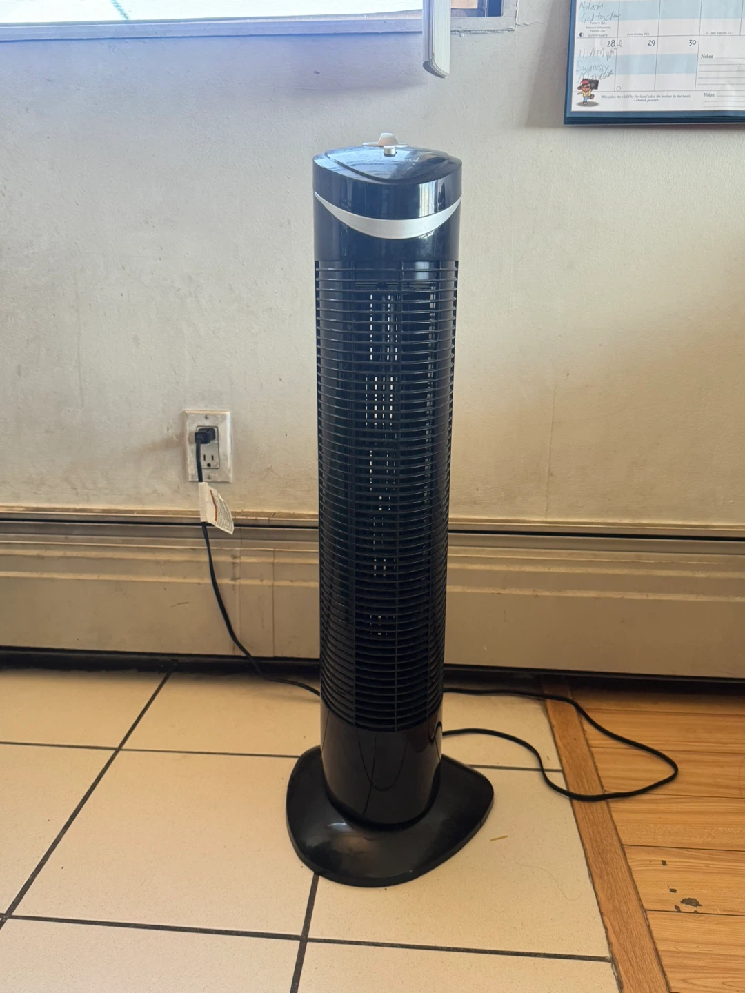 PureGuardian Black Tower Fan - photo 2