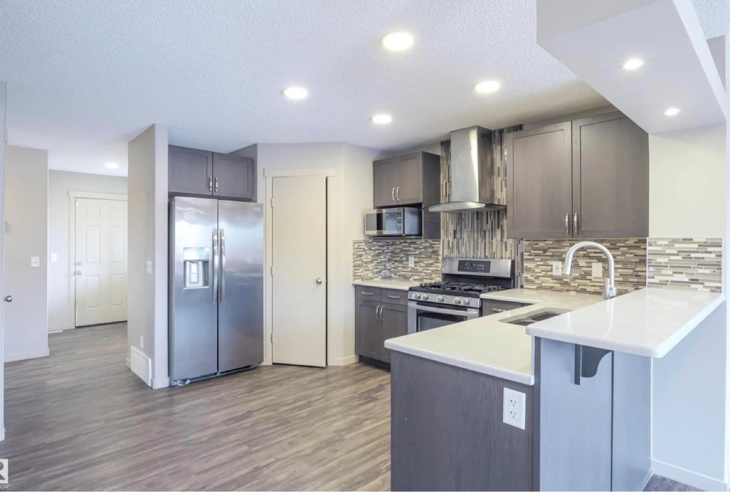 House for rent - photo 2