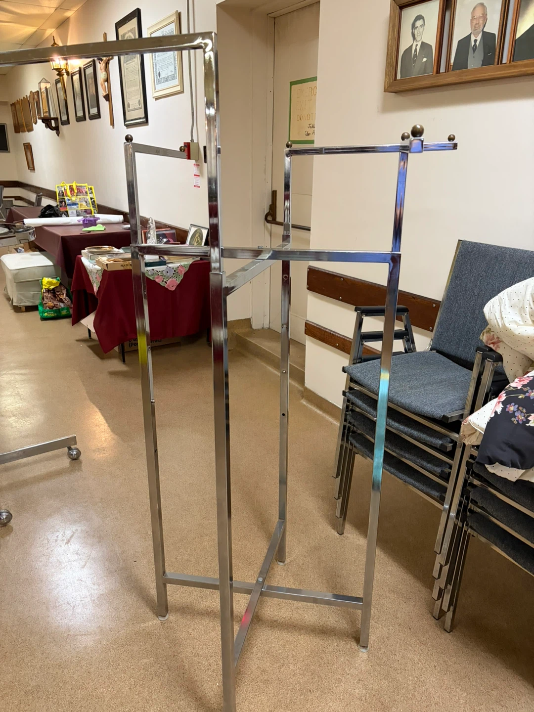 Chrome Display Rack