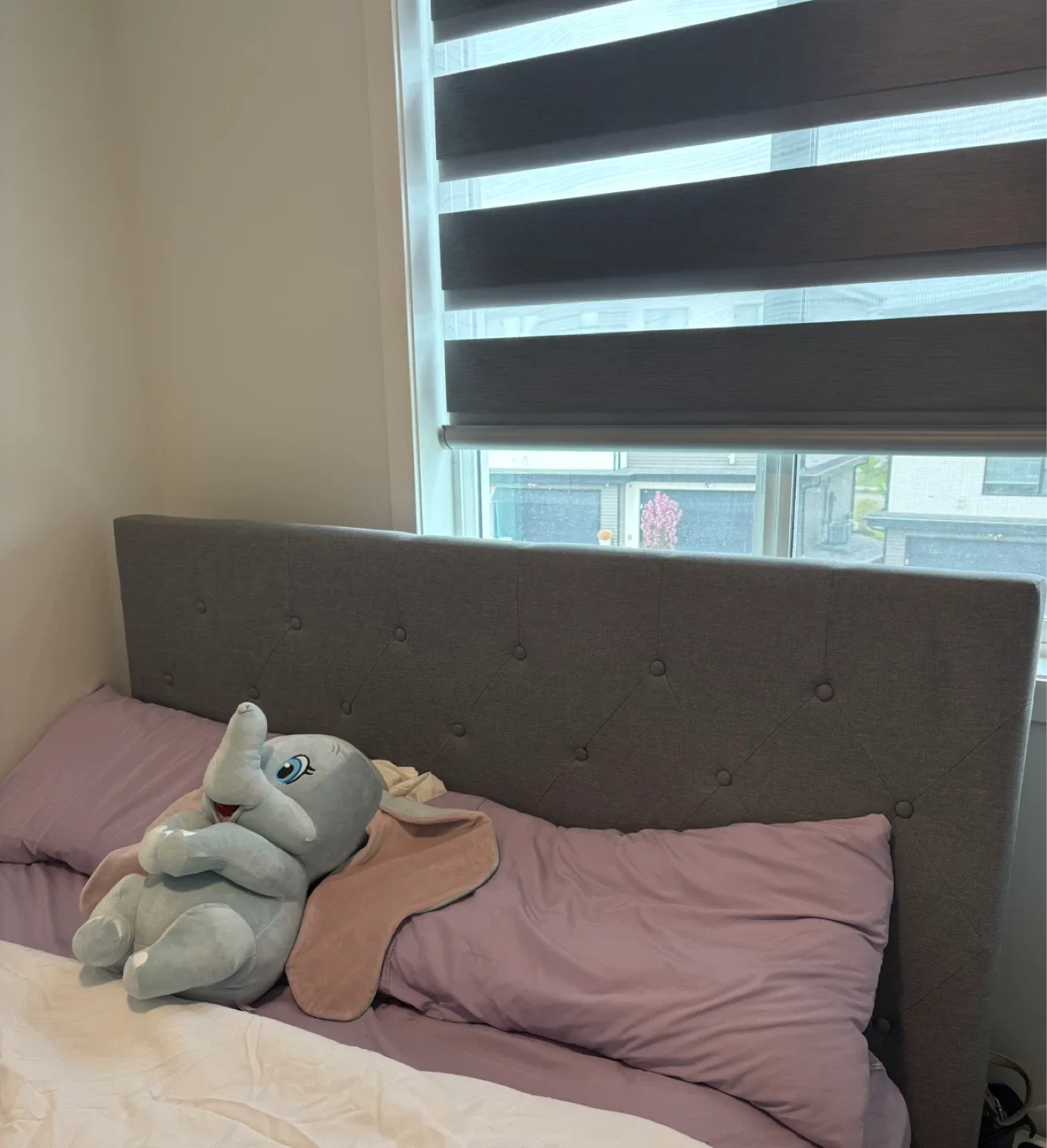 Grey Upholstered Button Tufted Headboard Bed Frame - photo 4