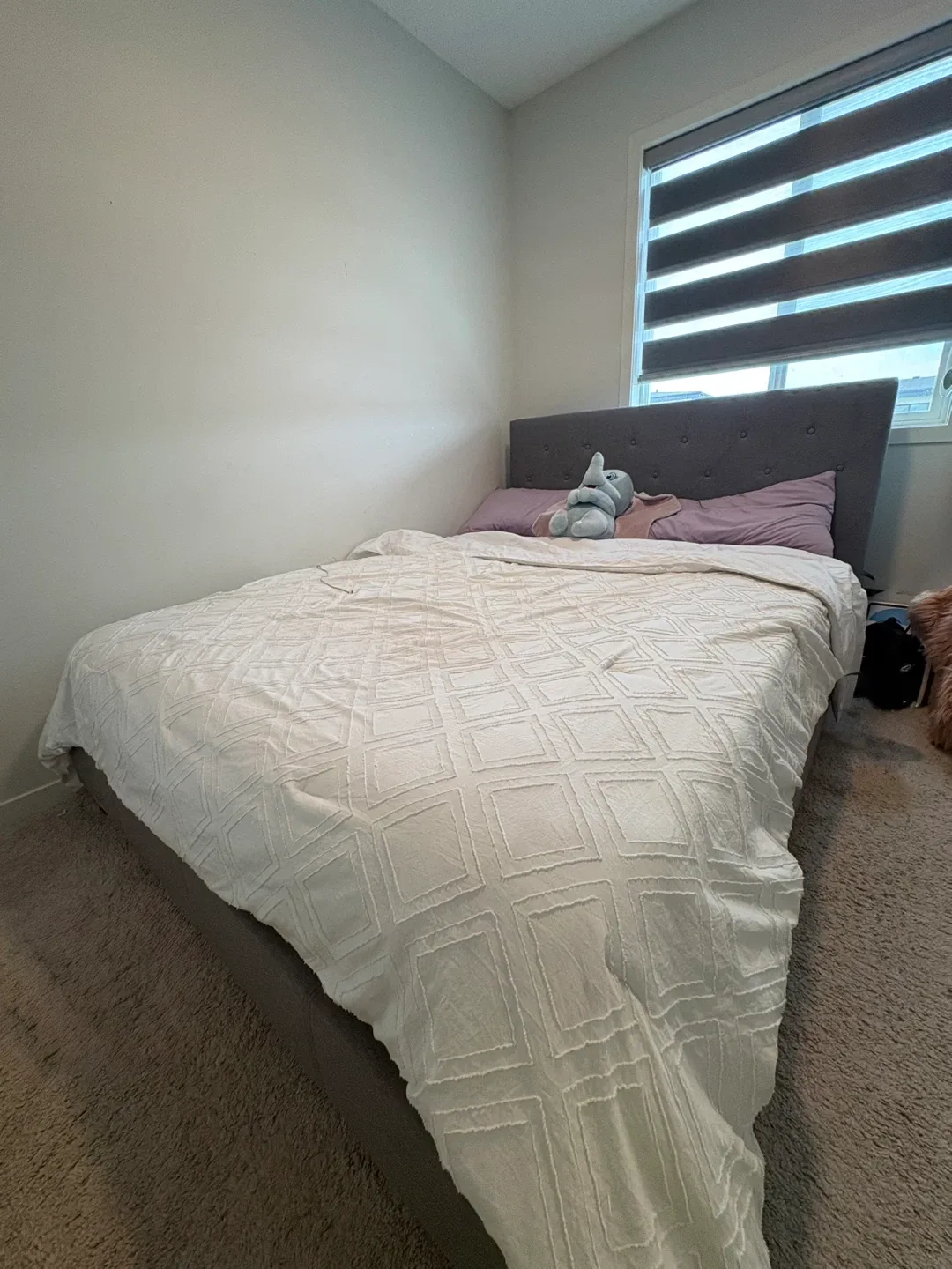 Grey Upholstered Button Tufted Headboard Bed Frame - photo 3