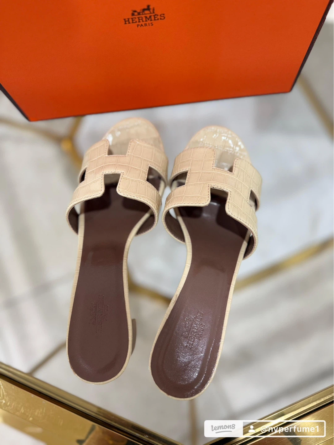 Hermes H Sandals Beige Croc Embossed Size 39 - photo 4