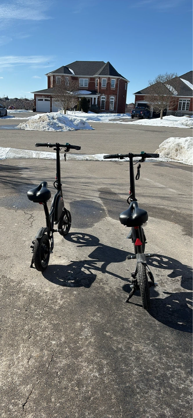 Set of 2 gyroor c6 electric scooters - photo 2