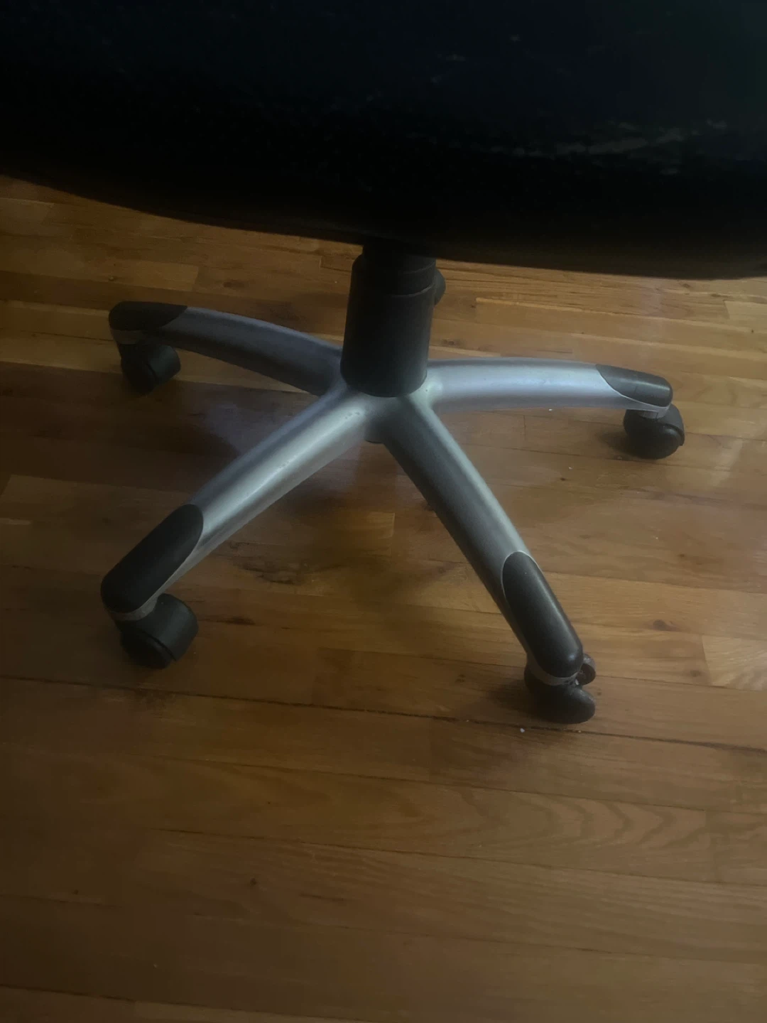 Black Faux Leather Office Chair - photo 2