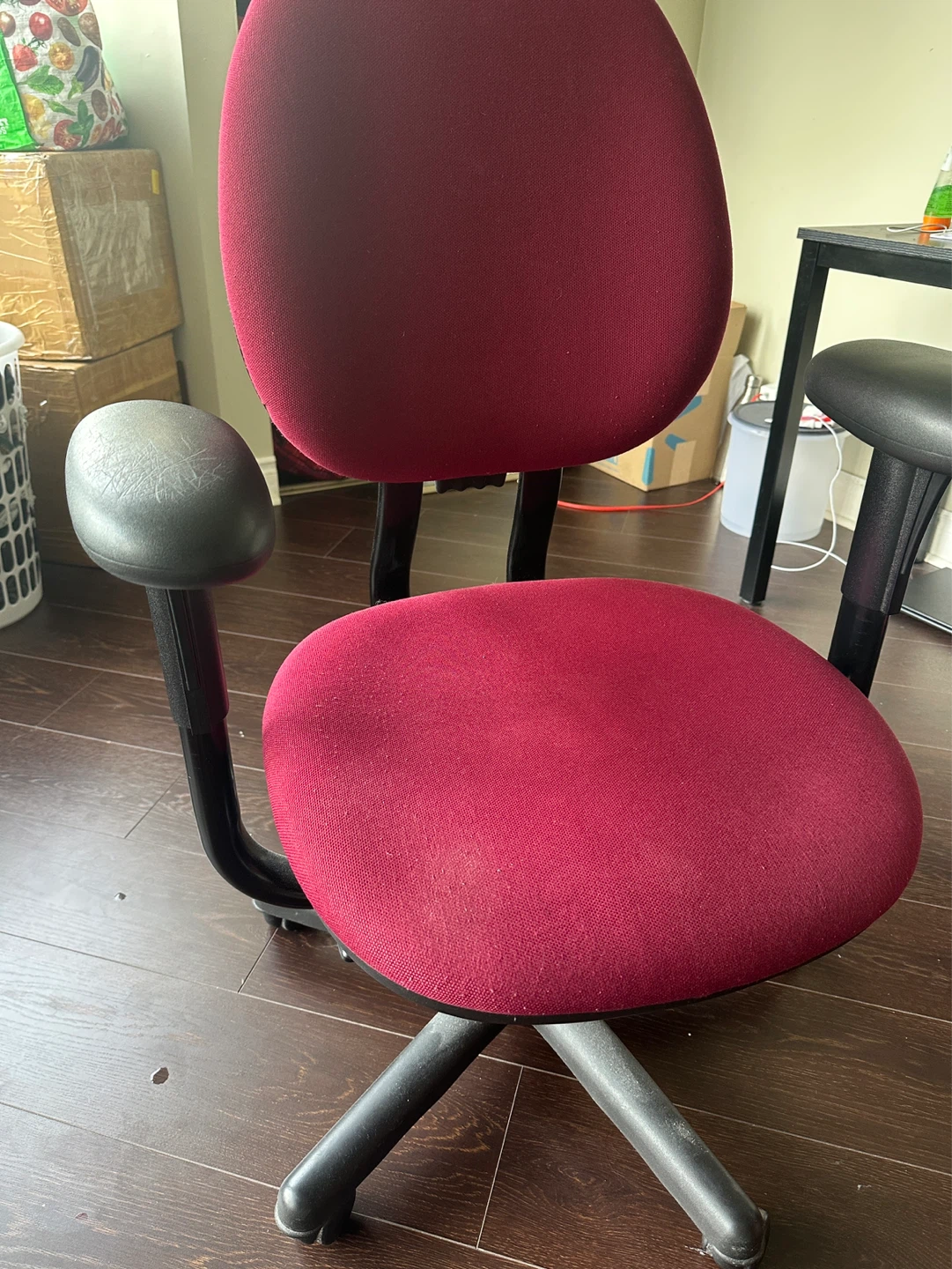 Black Desk and Chair - photo 5