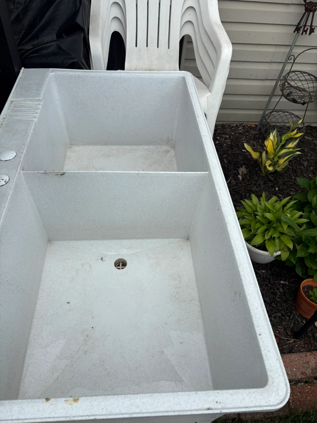 White Double Basin Utility Sink with Stand - photo 2