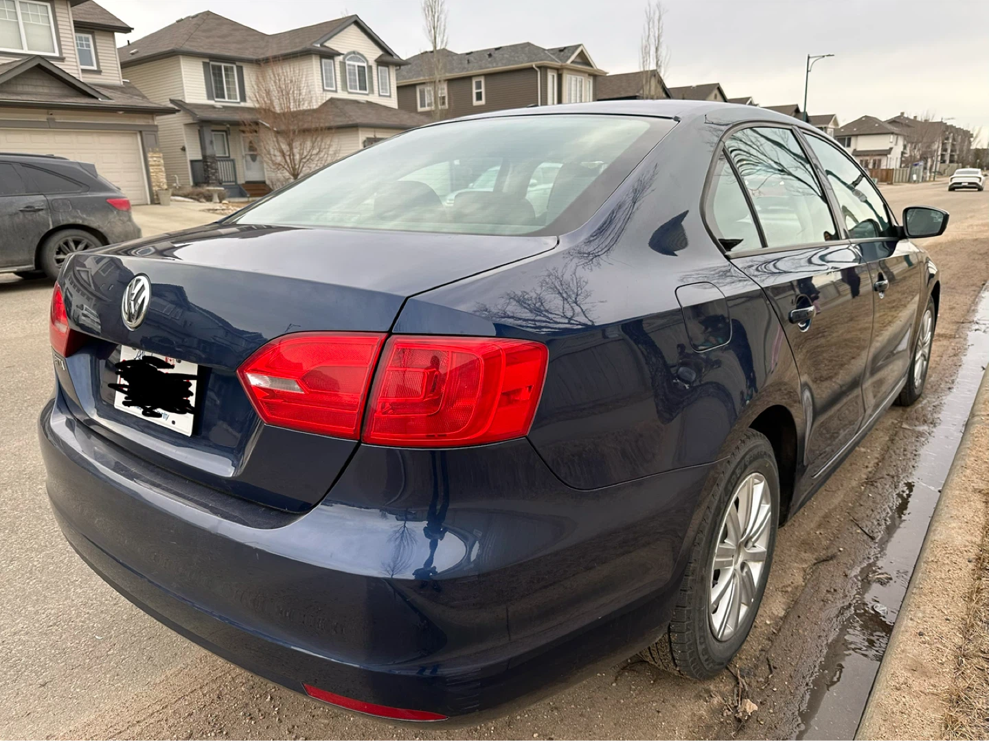 2011 Volkswagen Jetta 2.0L FWD For Sale. - photo 4