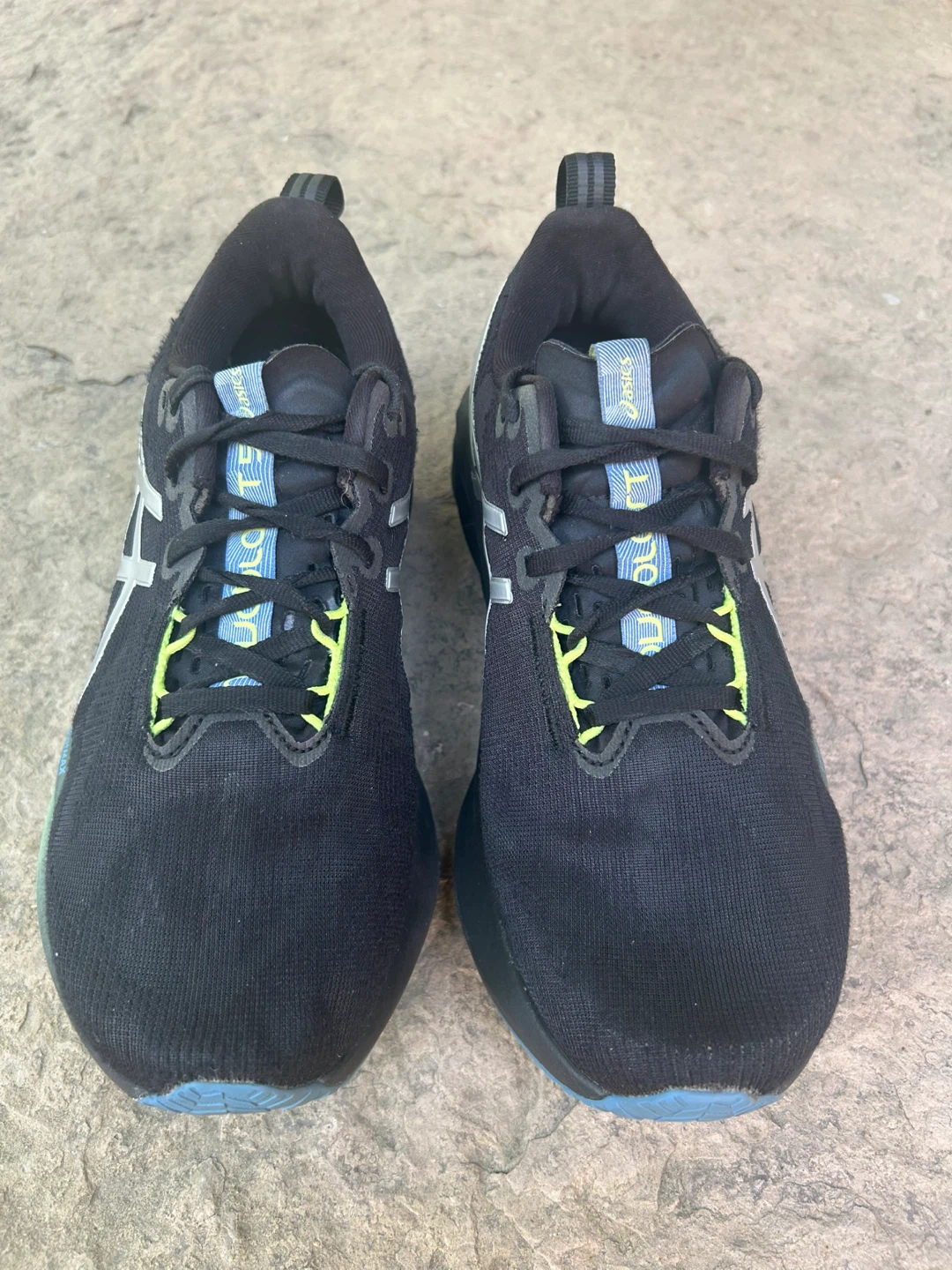 ASICS Novablast 5 Luxe-Women’s size 8 - photo 4