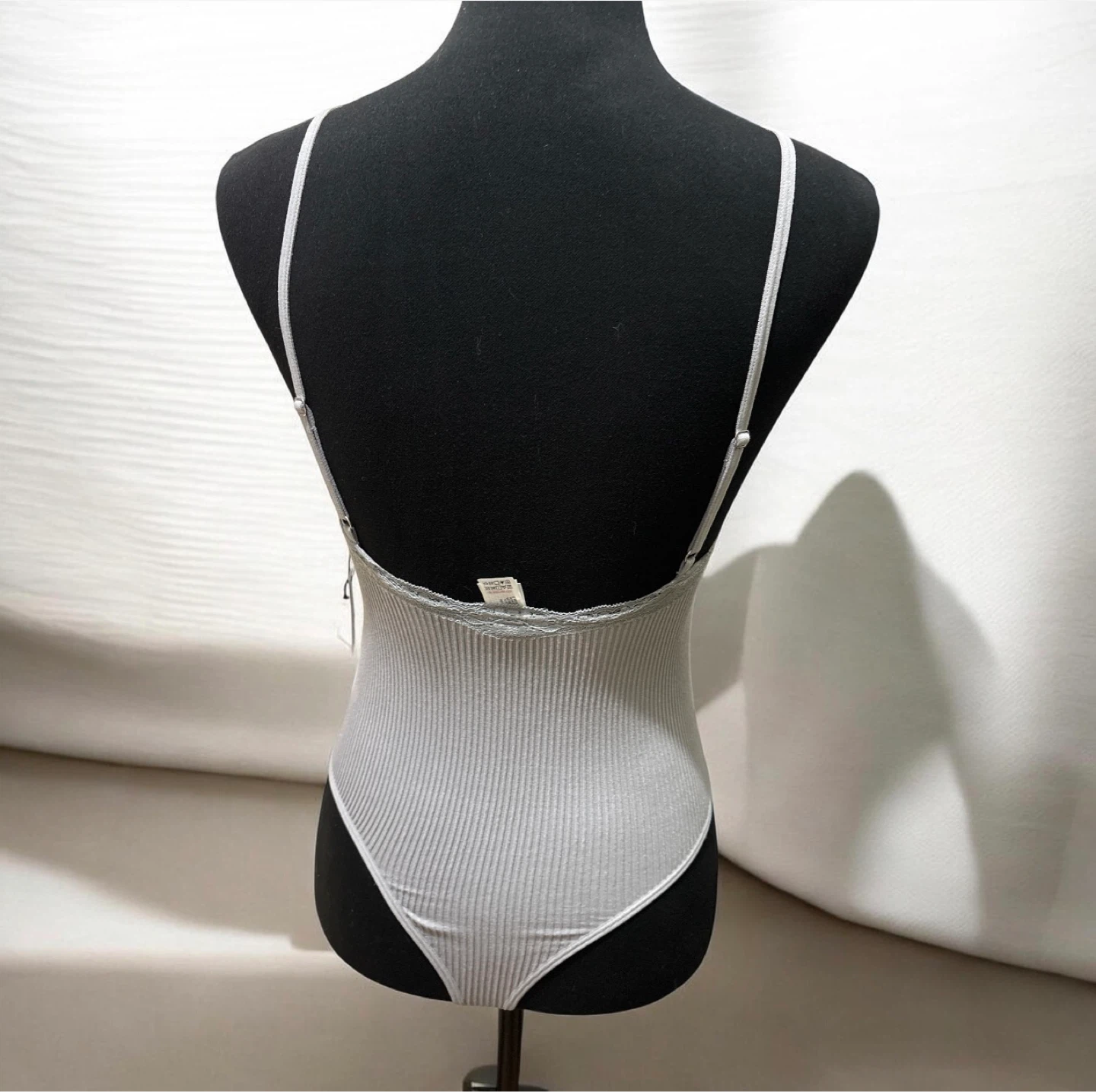 Forever 21 Gray Lace Trim Bodysuit - photo 2