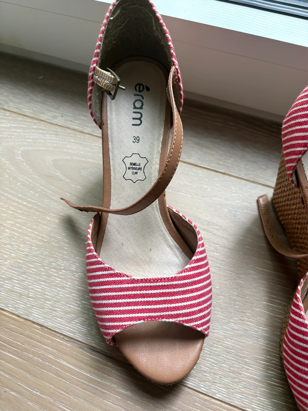 Wedge Sandals - Size 39 - photo 3