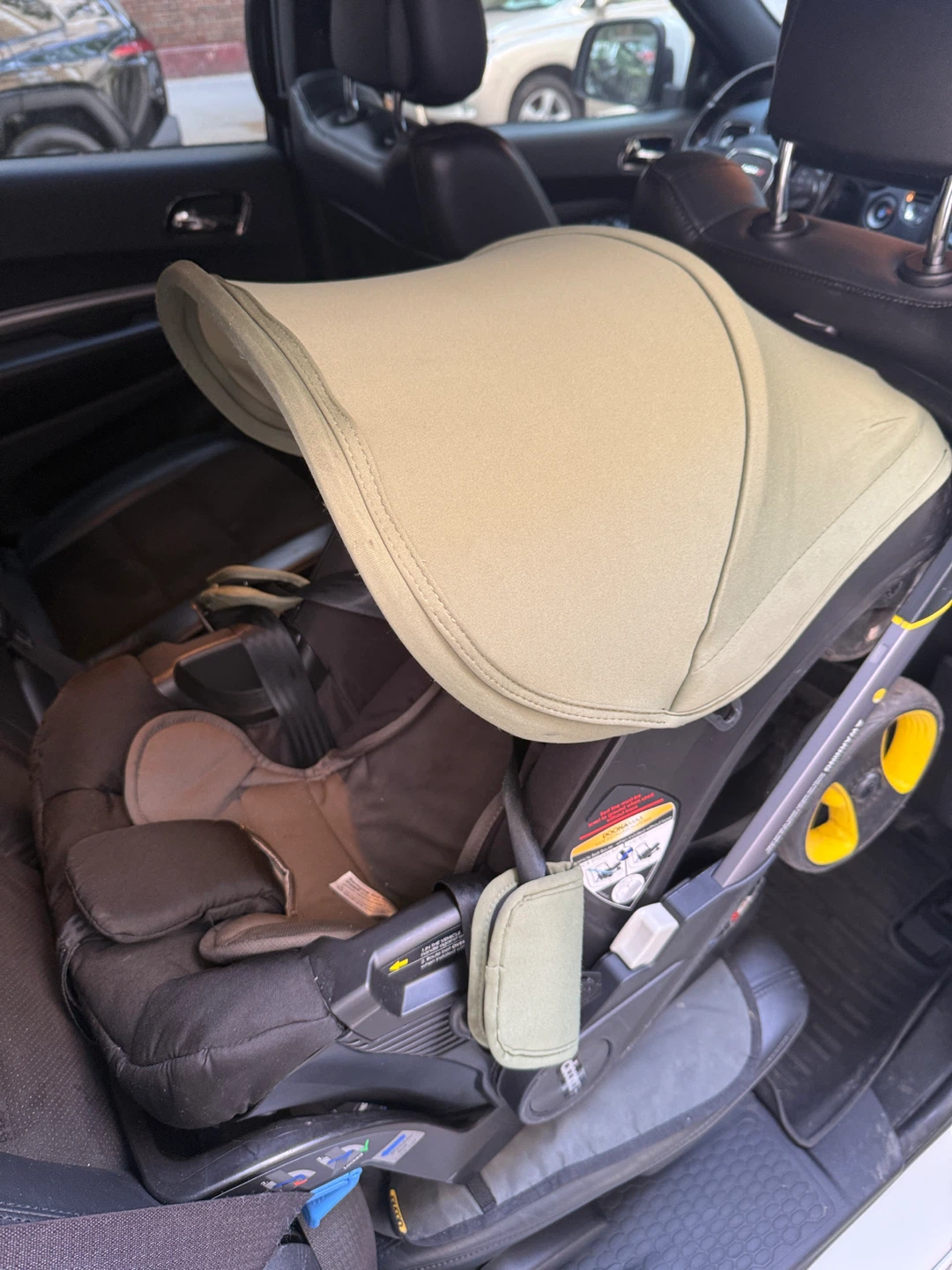 Doona Infant Car Seat and Stroller - green