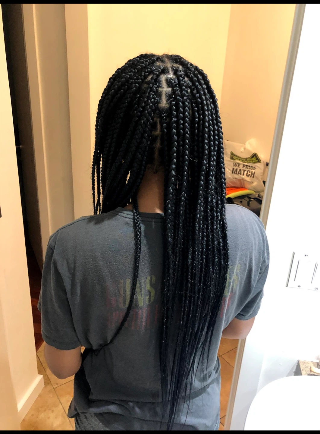 Knotless Braids Hair Style - photo 2