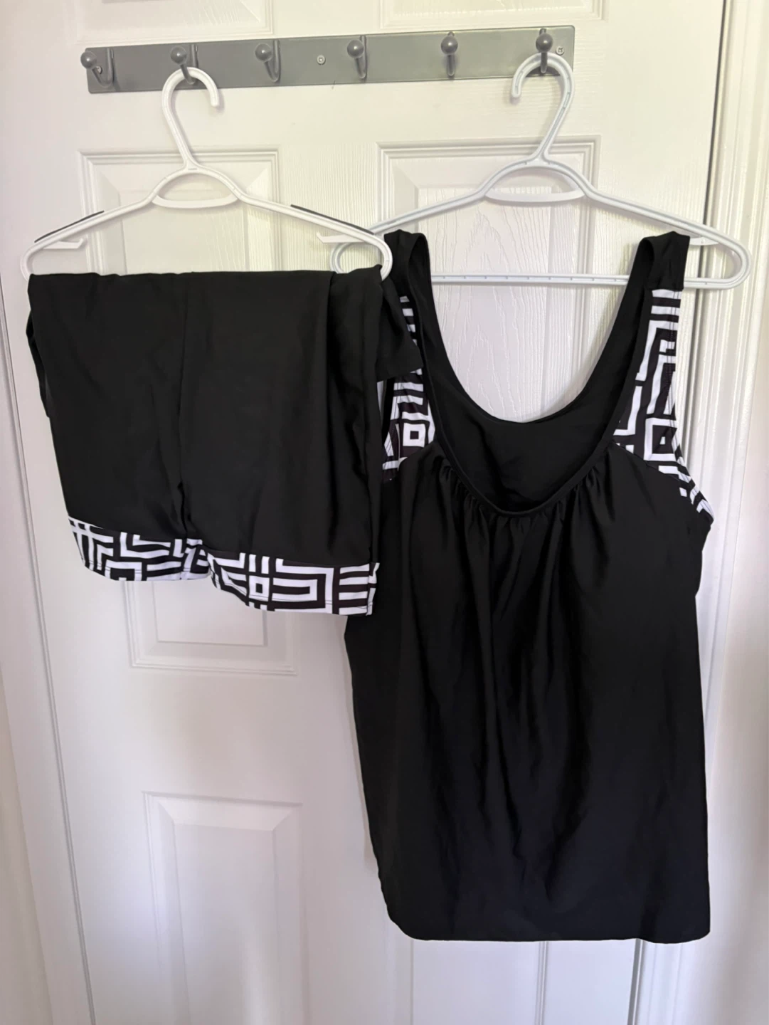 4XL Women’s Plus Size Swimwear Set with Shorts - photo 4