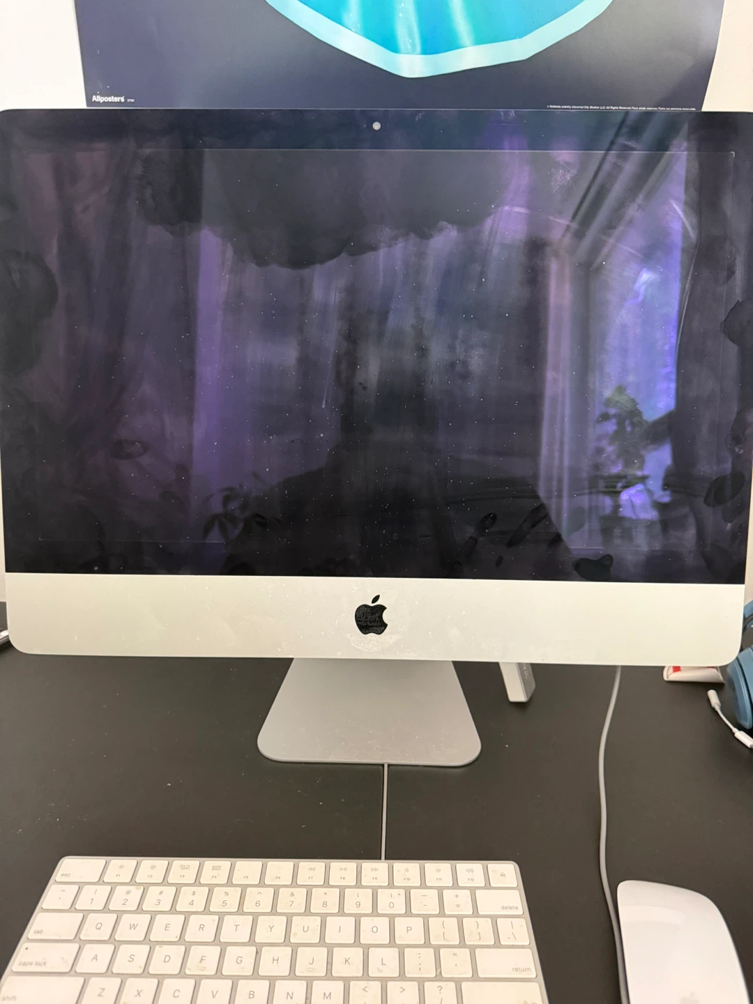 Apple iMac Desktop 21 inches ! 256gb SSD