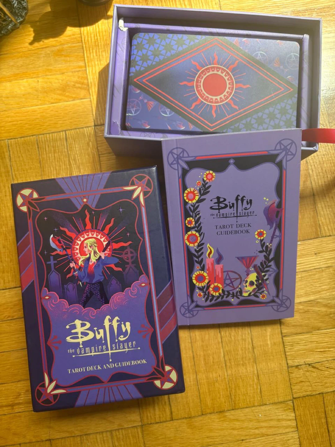 Buffy the Vampire Slayer Tarot Deck and Guidebook - photo 4