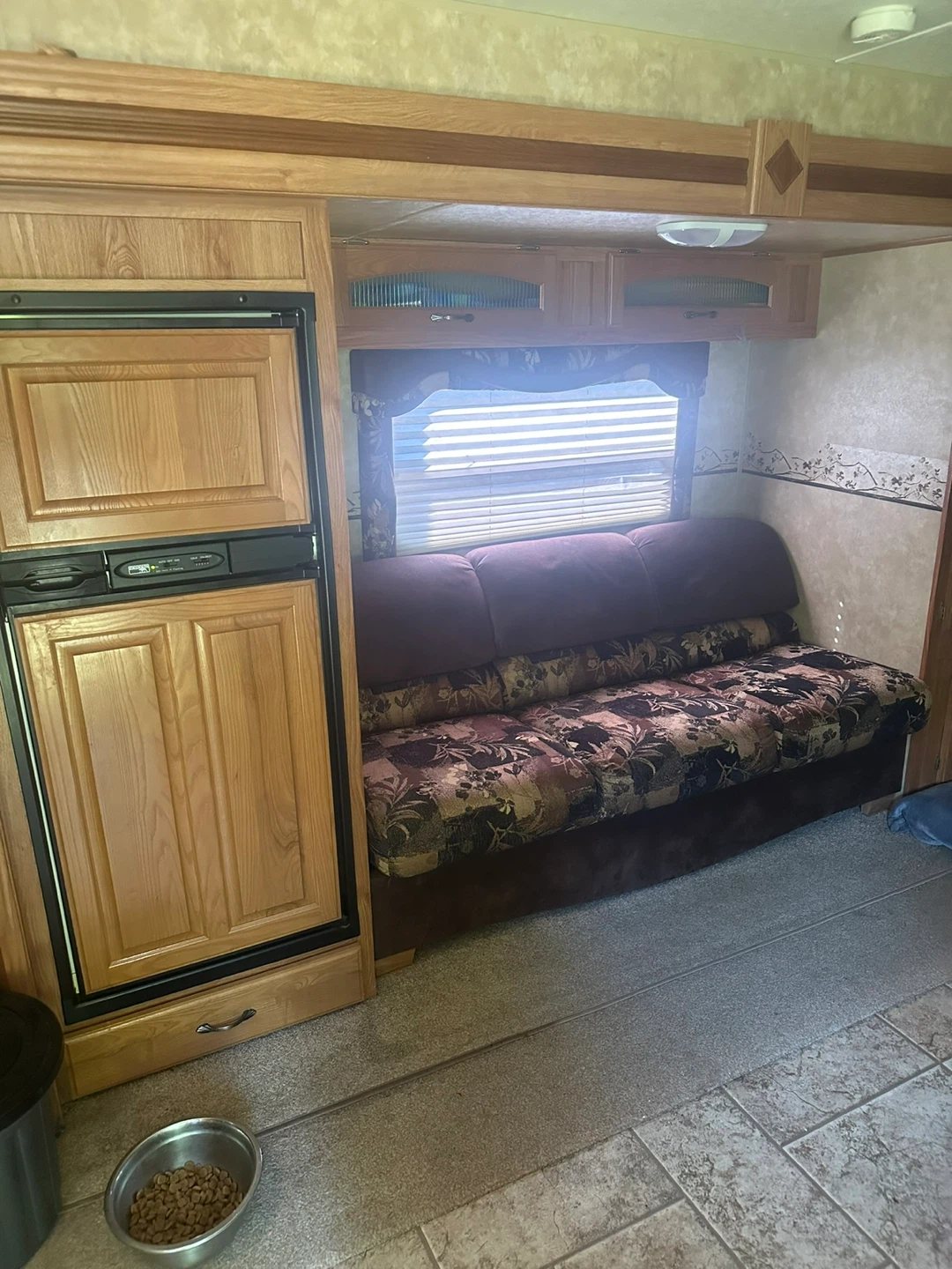 FOR SALE – 2010 Jayco Eagle 256 RKS Super Lite (25 ft) - photo 3