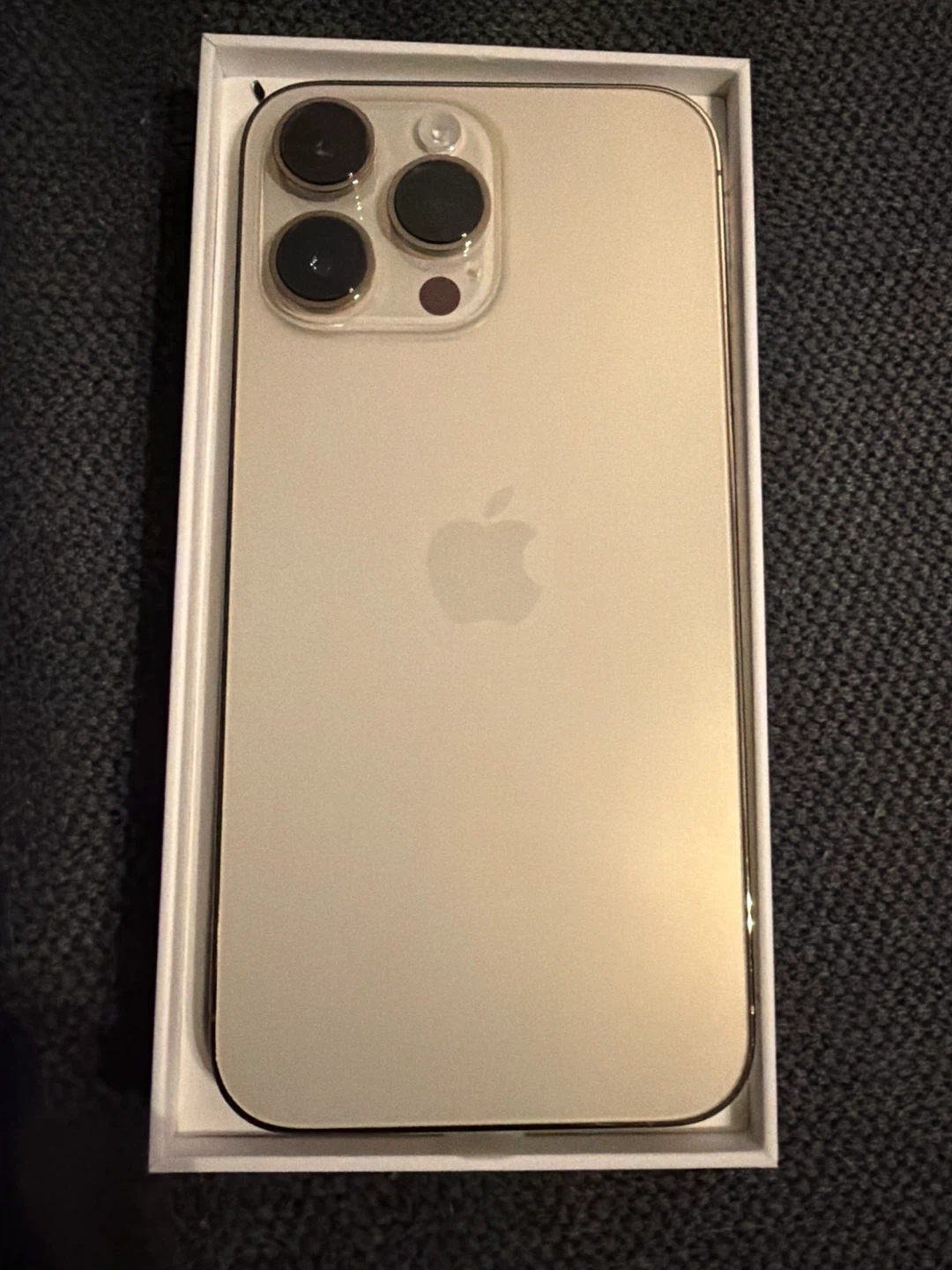 Apple iPhone 14 Pro Max **need screen replacement