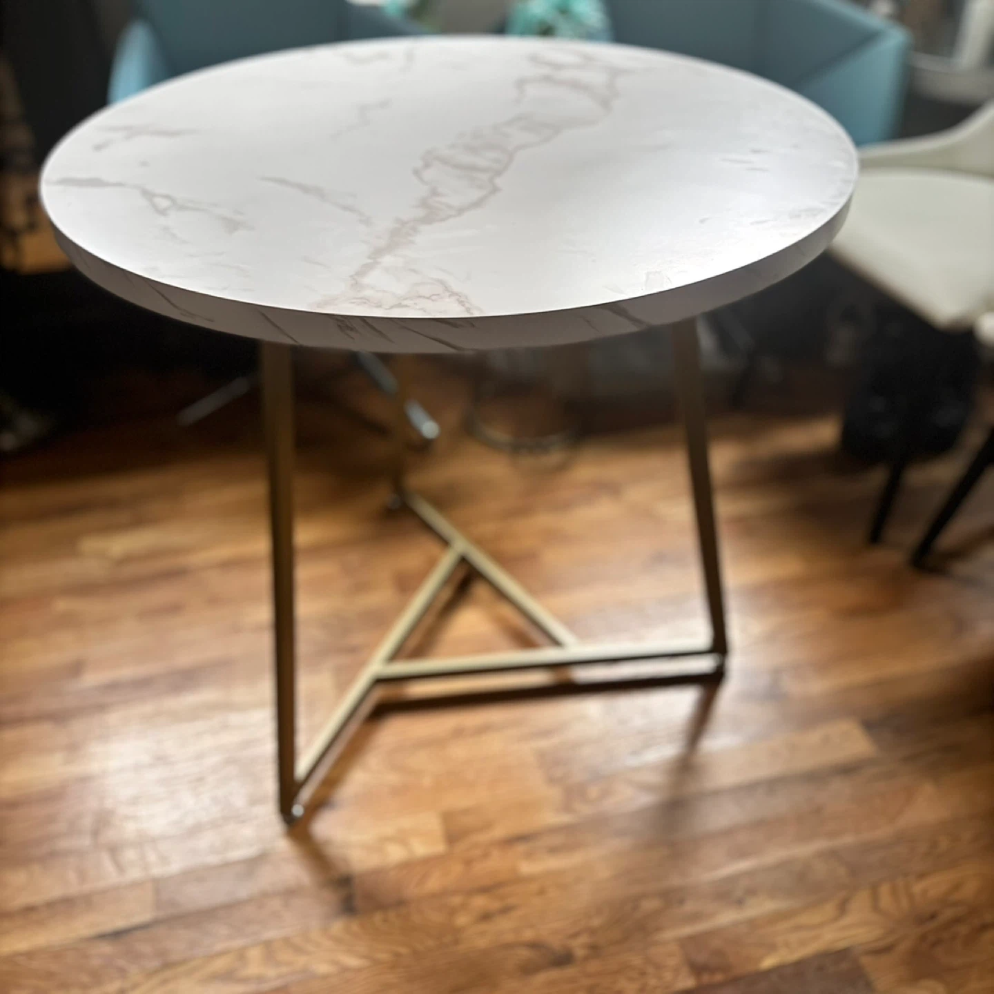 Modern Round 3 Pc Dining Set with Gold Legs. (New) - photo 4