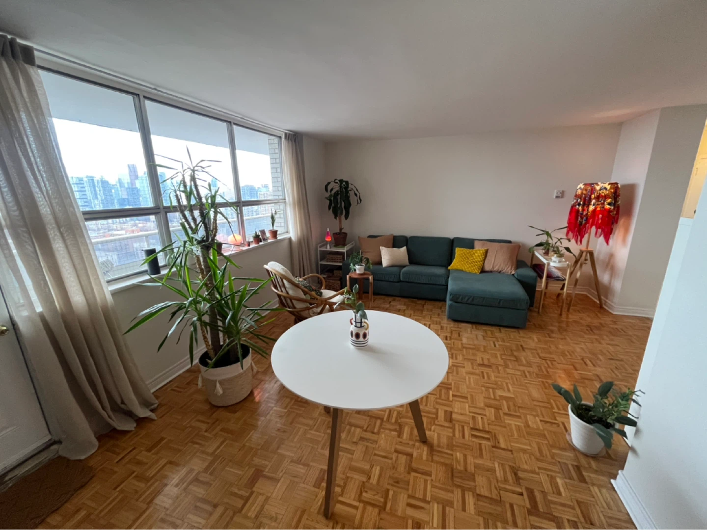 1 BR Apt - 1 Month FREE Rent - LEASE REASSIGNMENT - photo 2