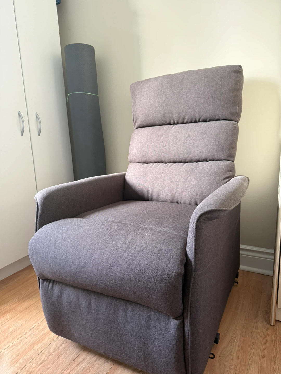 NEW Electric Motor Lift Chair