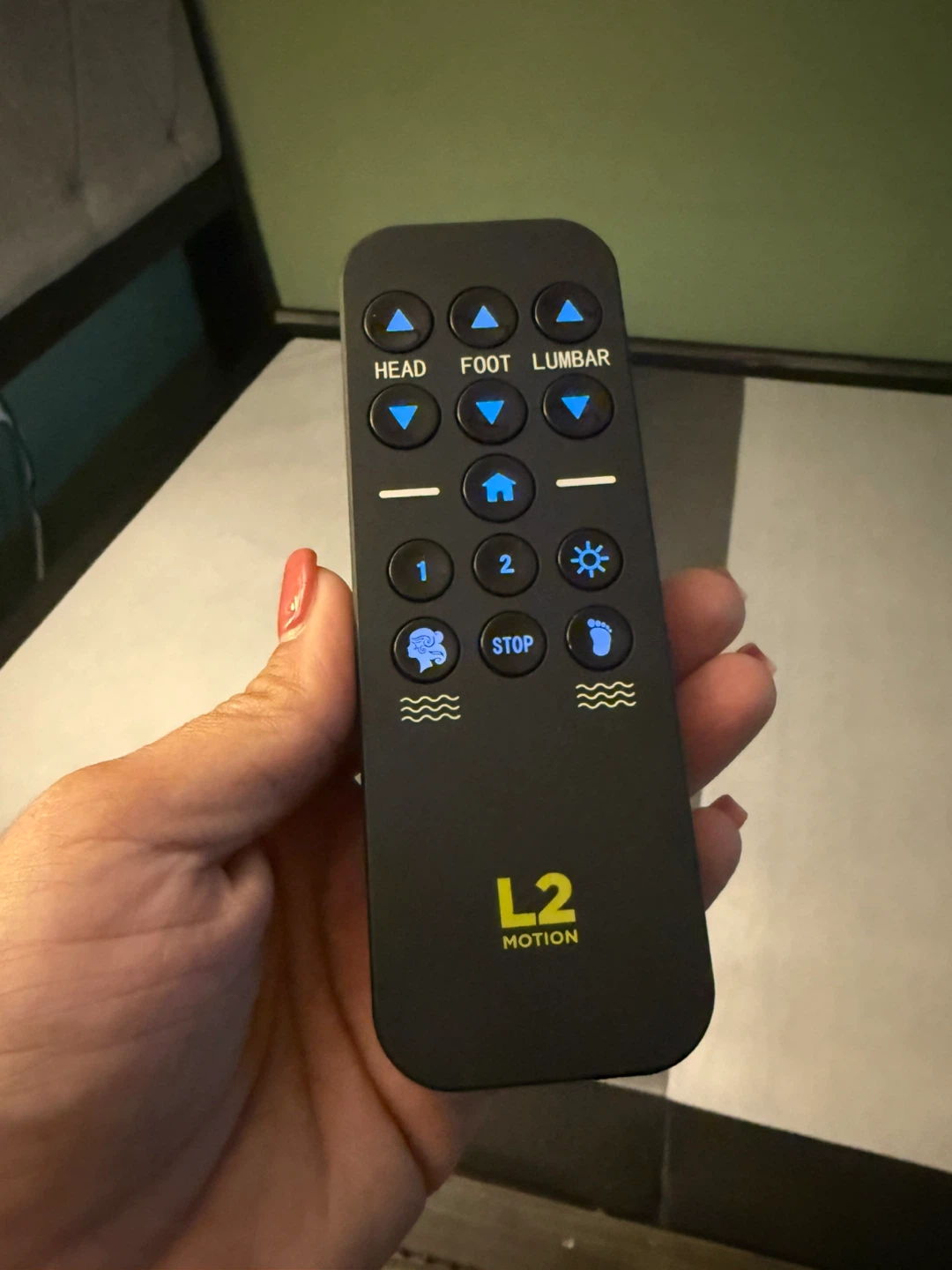 L2 Motion Adjustable Bed Base with Remote - photo 2