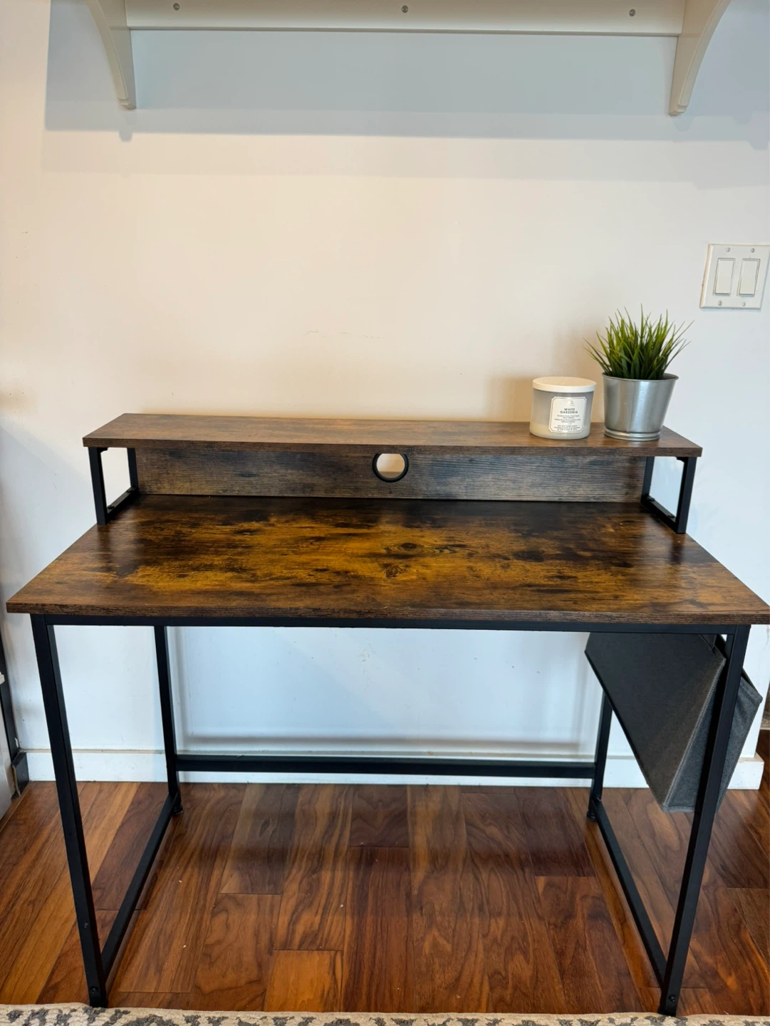 Aesthetic Work Desk with Pocket