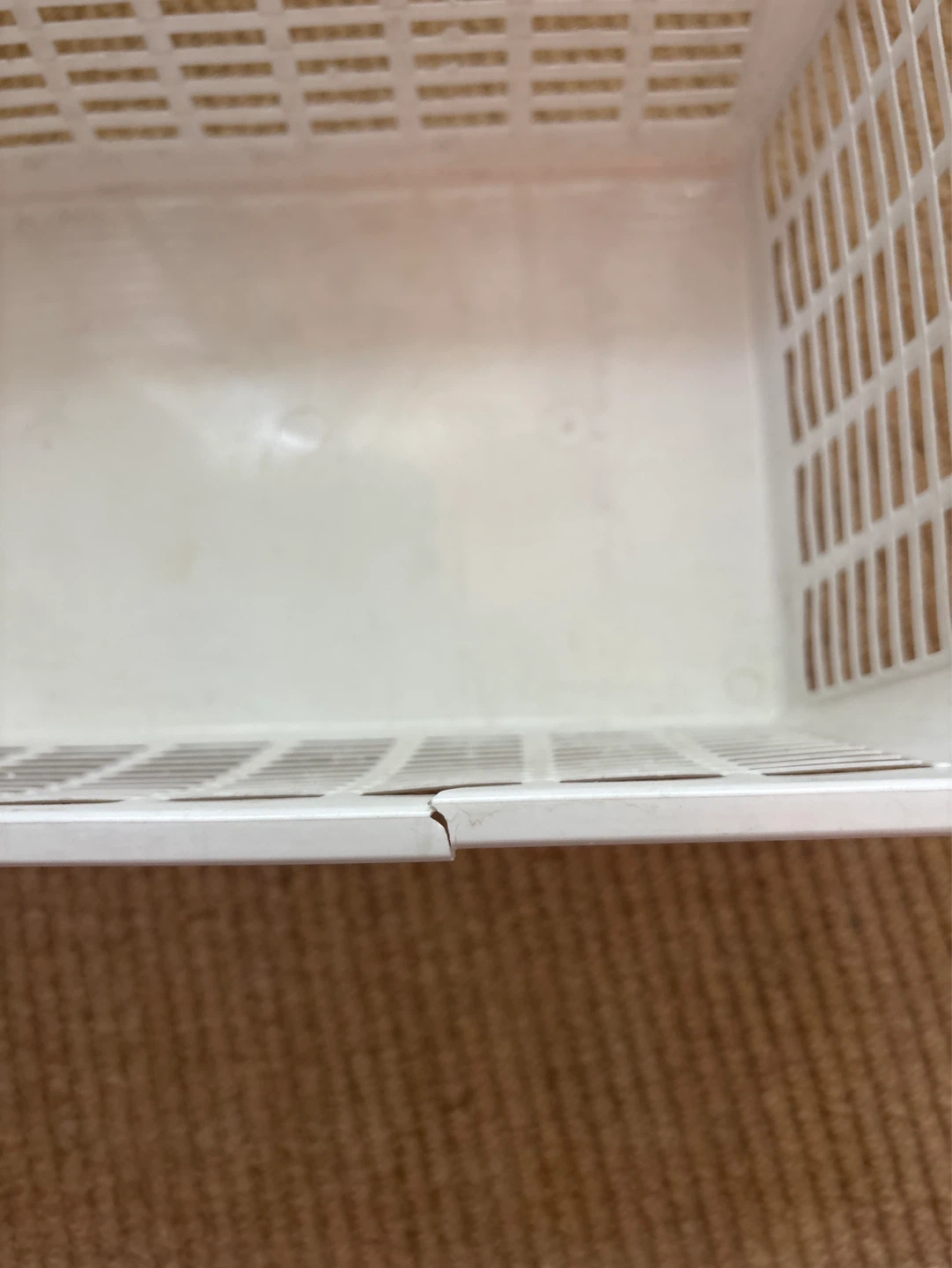 White Plastic Storage Basket - photo 3