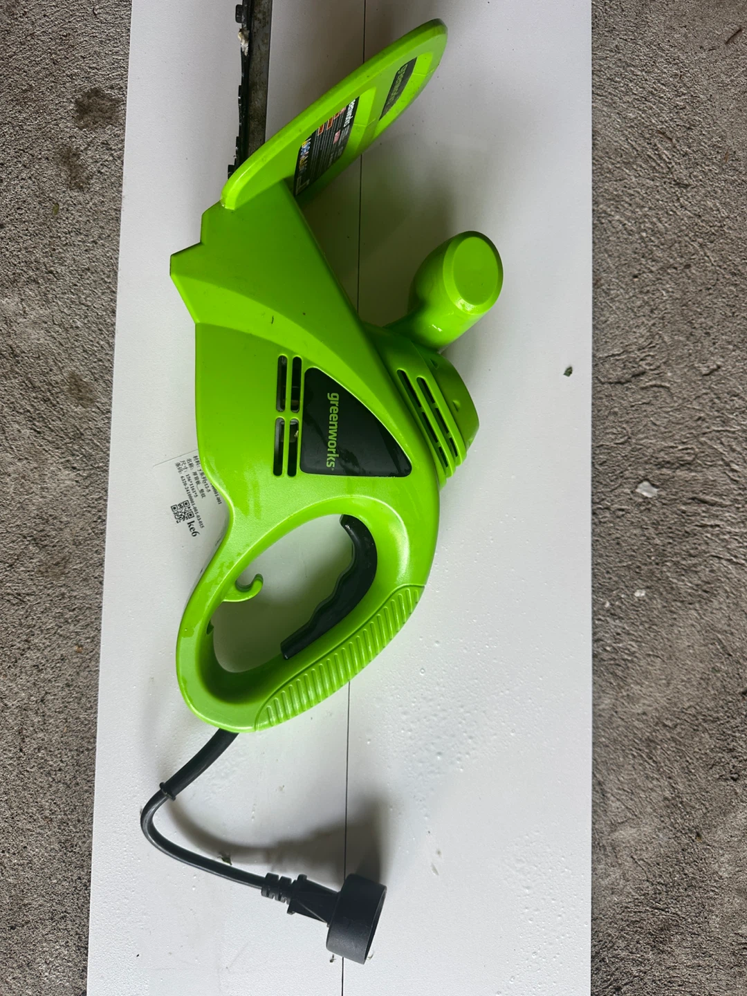 Greenworks 18-Inch Corded Hedge Trimmer - photo 5