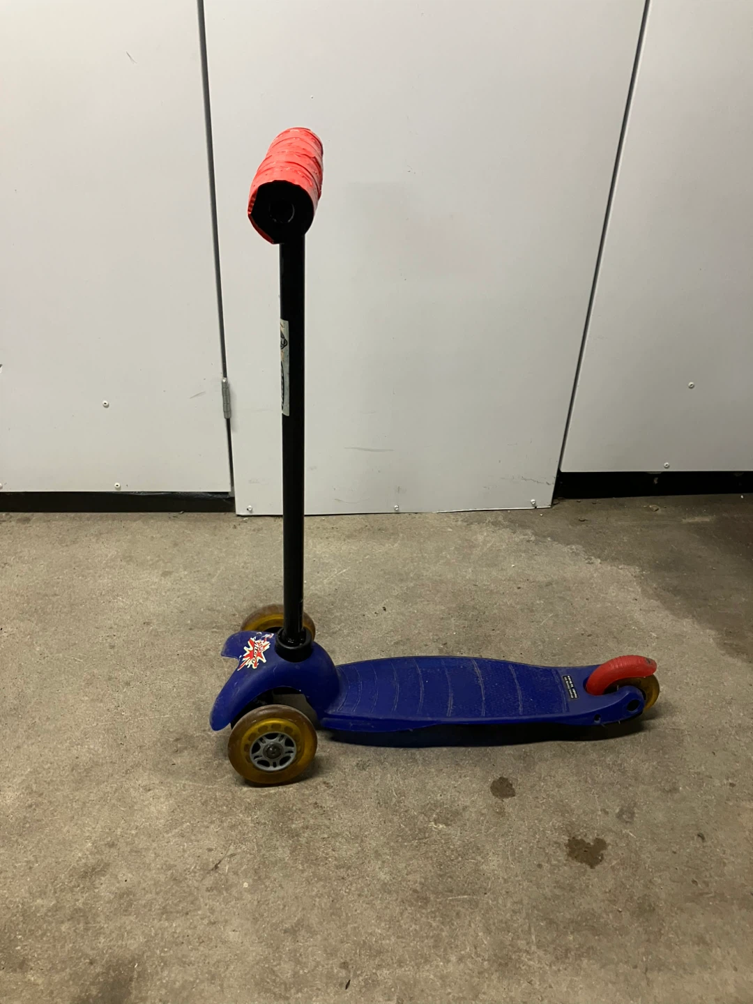 Huffy Micro Fold & Go Scooter, 3.00!