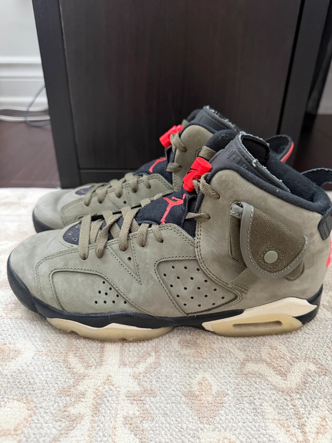 Authentic Travis Scott x Jordan 6 Retro Olive - photo 3