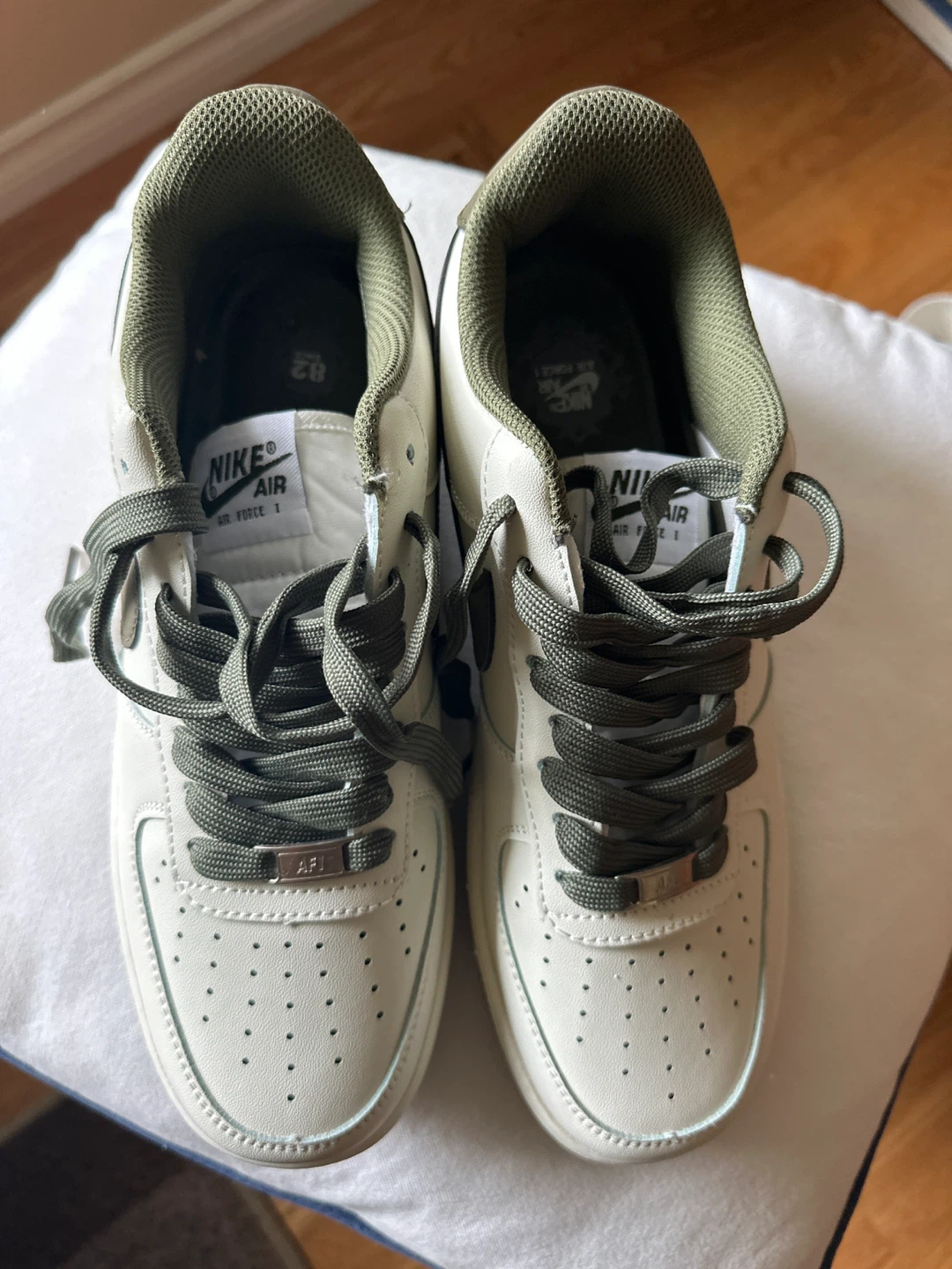Nike Air Force 1 Sneakers