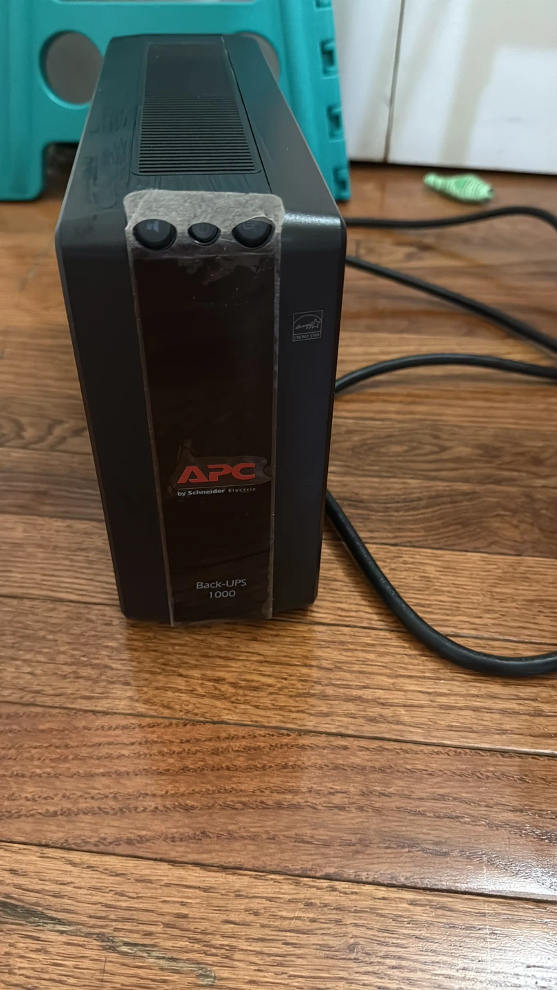 APC Back-UPS 1000 - photo 3