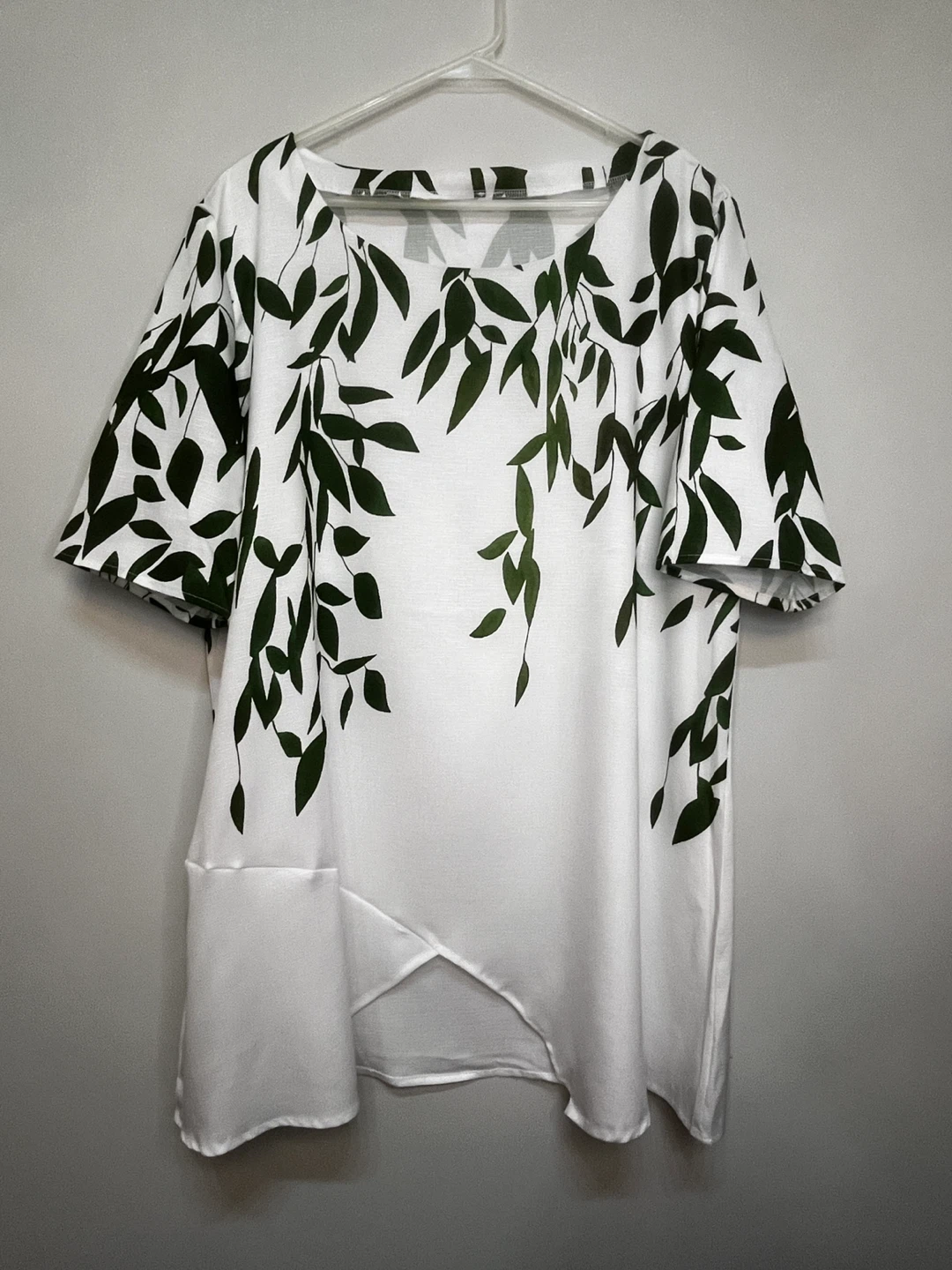 White & Green Leaf Print Tunic Top