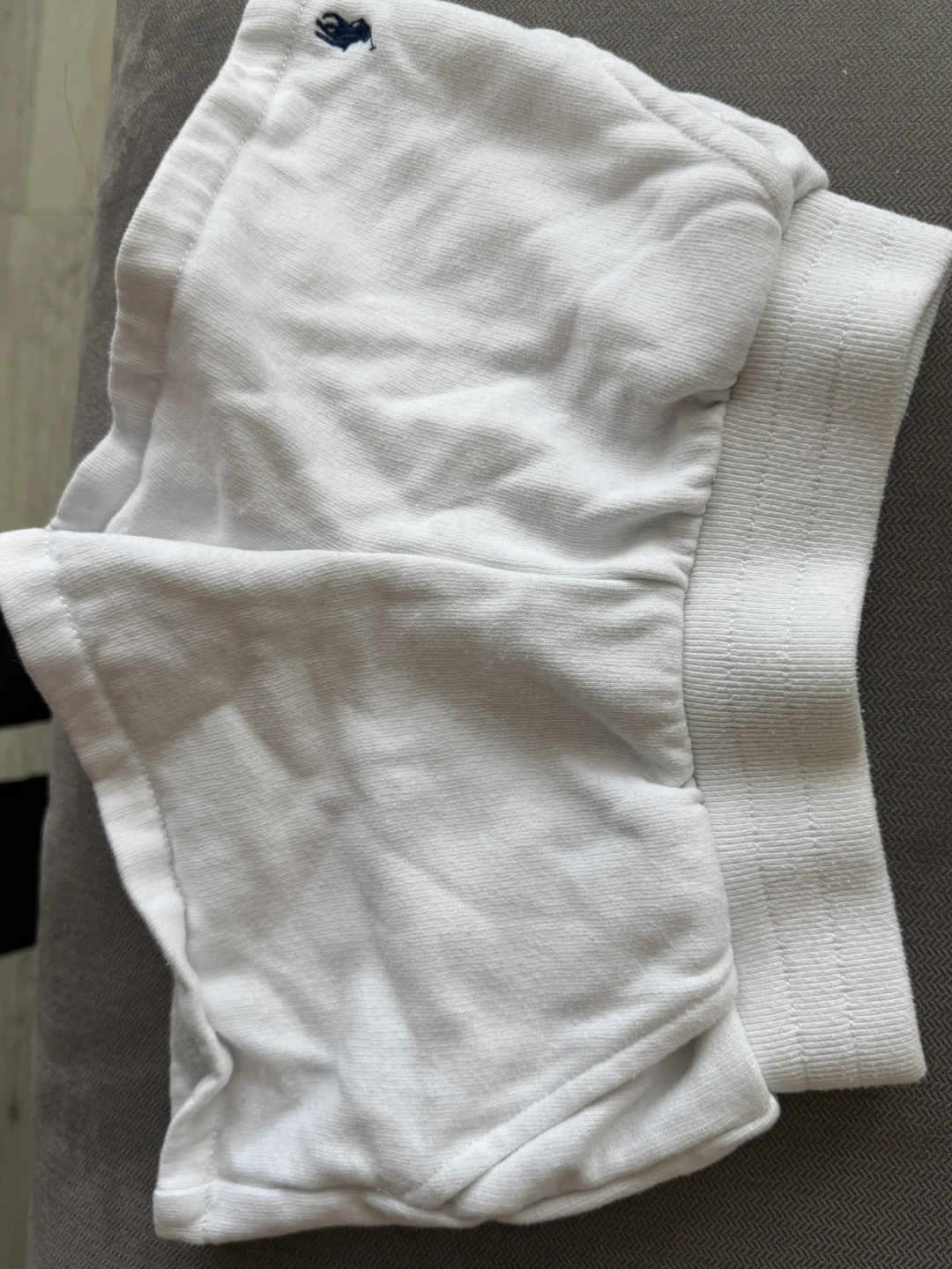 Ralph Lauren Polo White T-Shirt and Shorts Set - Size 2T - photo 3
