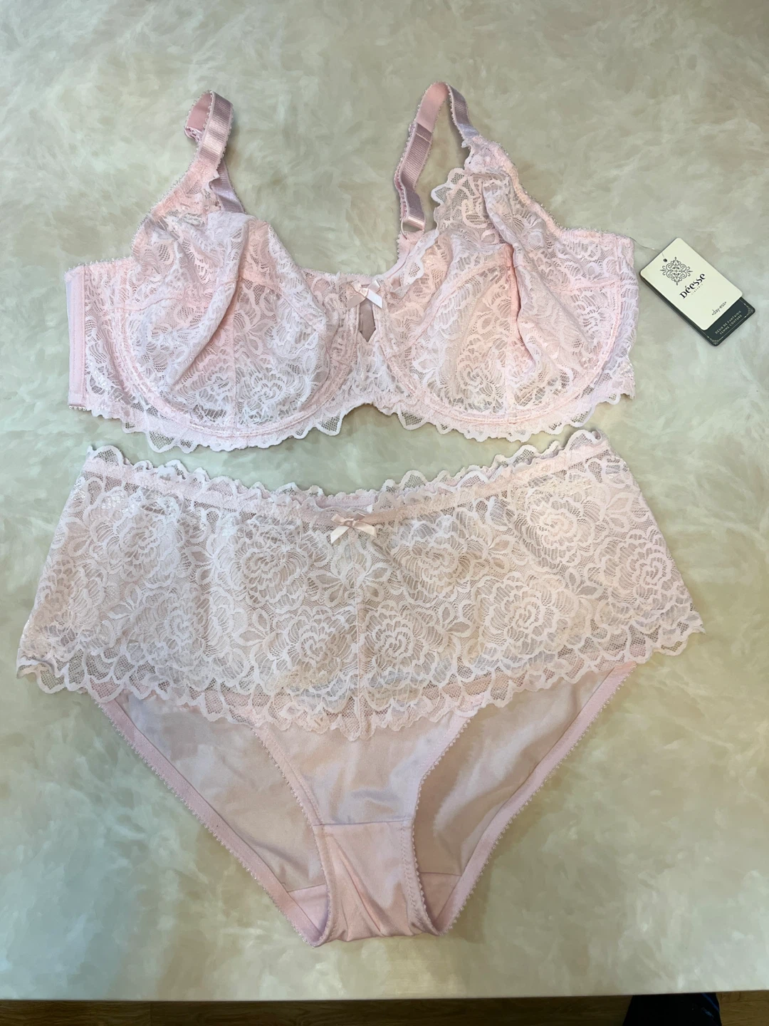 NEW w TAG 🛍️ Déesse Lingerie Blush Pink Lace Bra & Panty Set