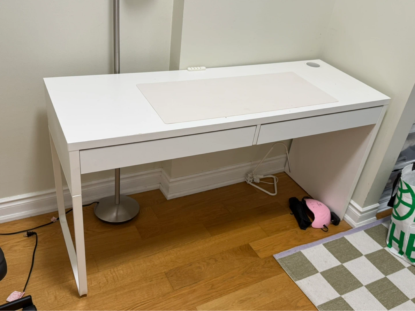 Ikea Micke desk with a drawer.