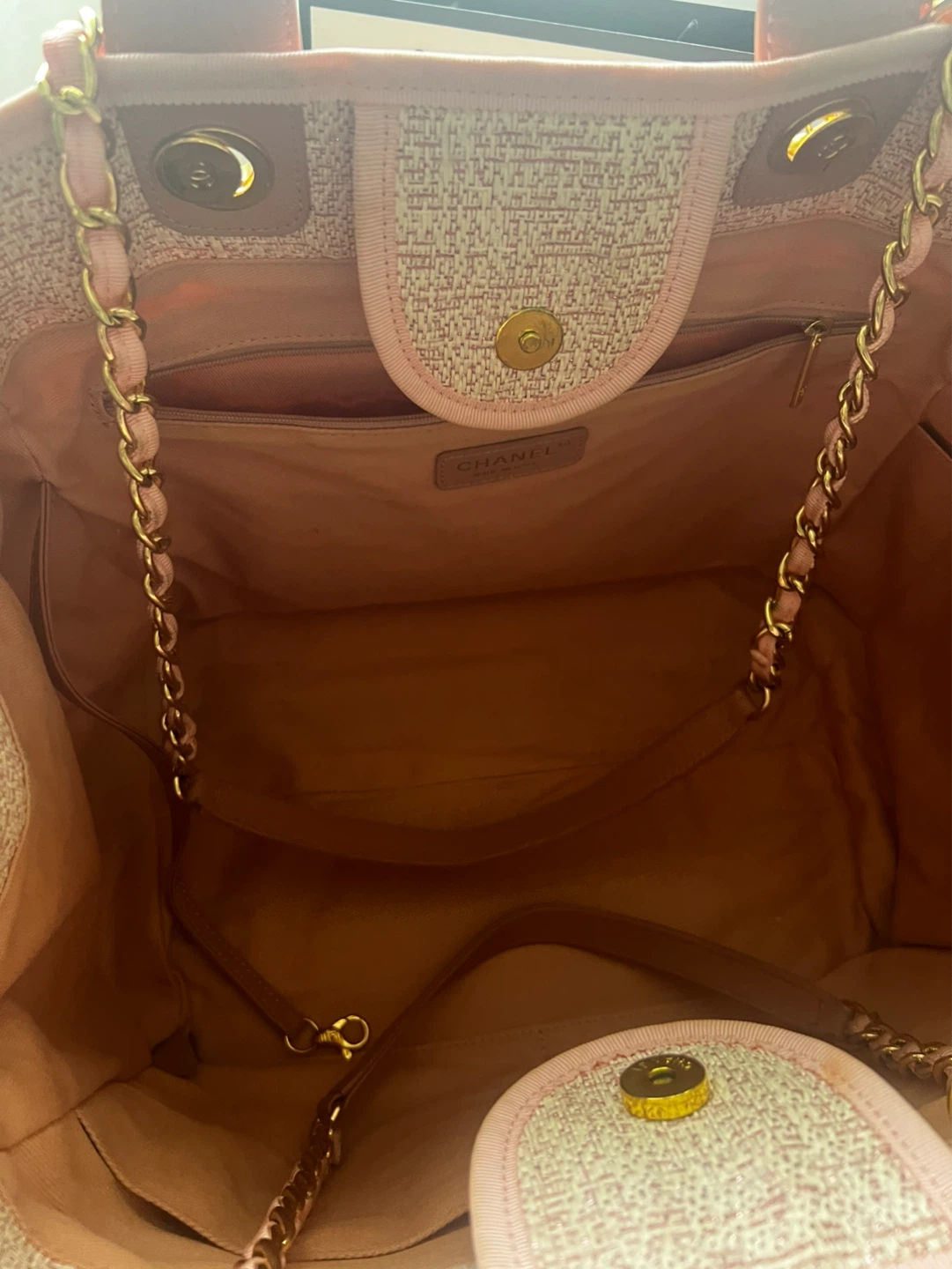 CHANEL Pink Tweed Tote Bag - photo 4