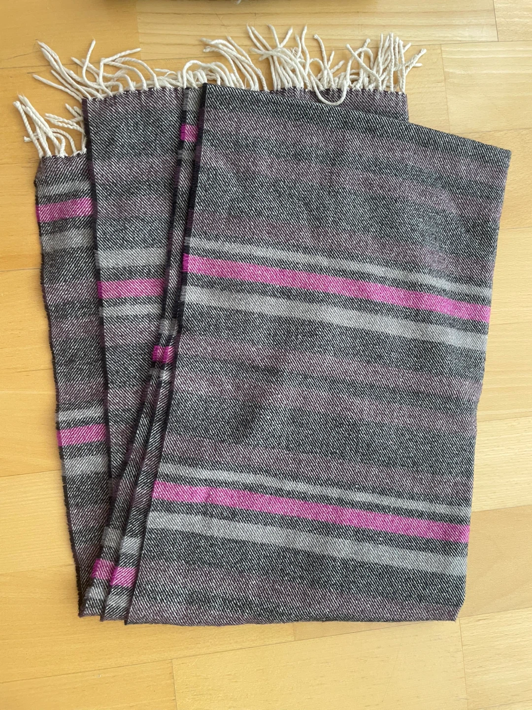 Two Knitted Scarves - photo 2