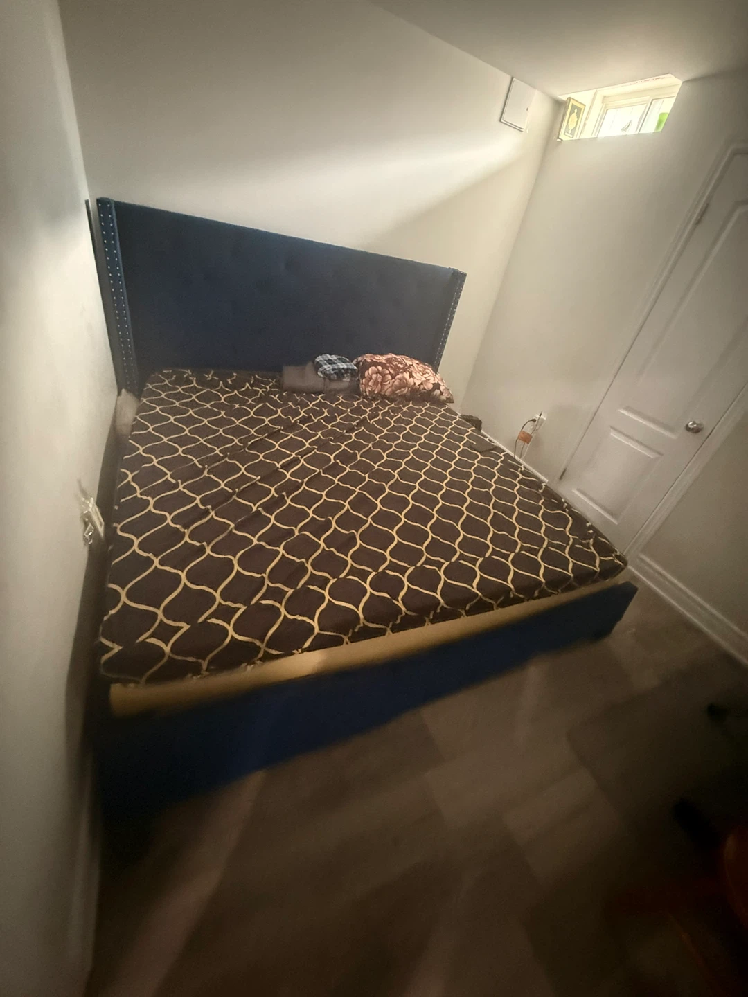 Dark Blue Upholstered Bed Frame with Tufted Headboard