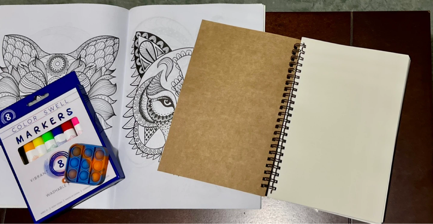 Art Bundle - Colouring Book, Markers, Stickers. Notebook - photo 3