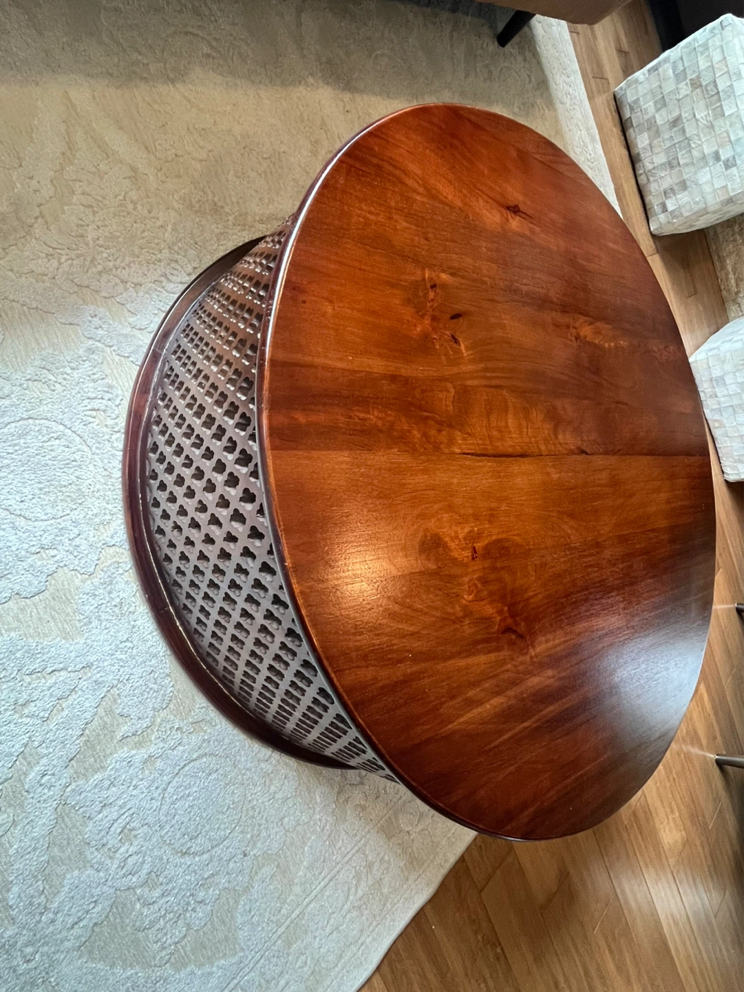 Round Wood Coffee Table - photo 3
