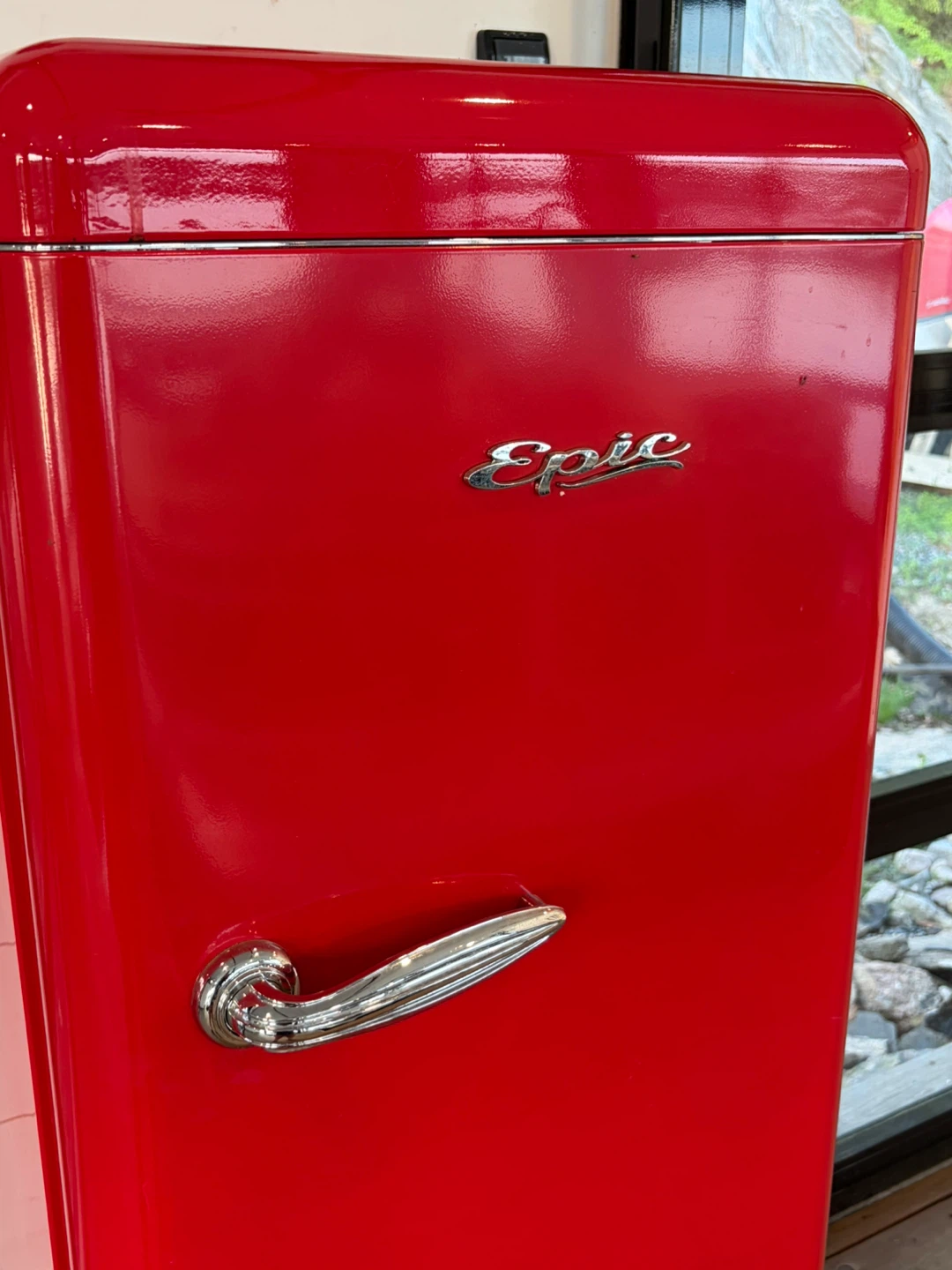 Epic Retro Mini Fridge - photo 2