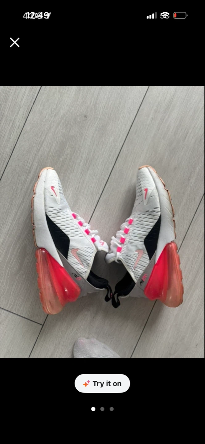 Nike Air Max 270 Women's Sneakers